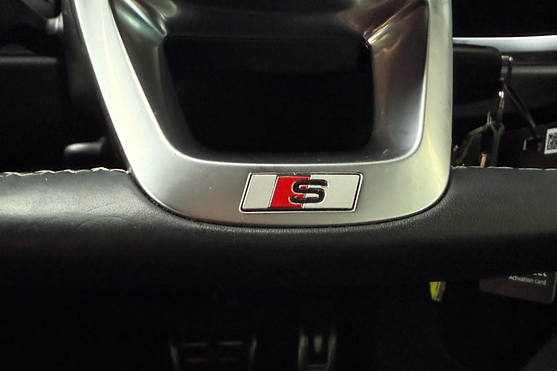 Audi Q3 thumbnail image number 12