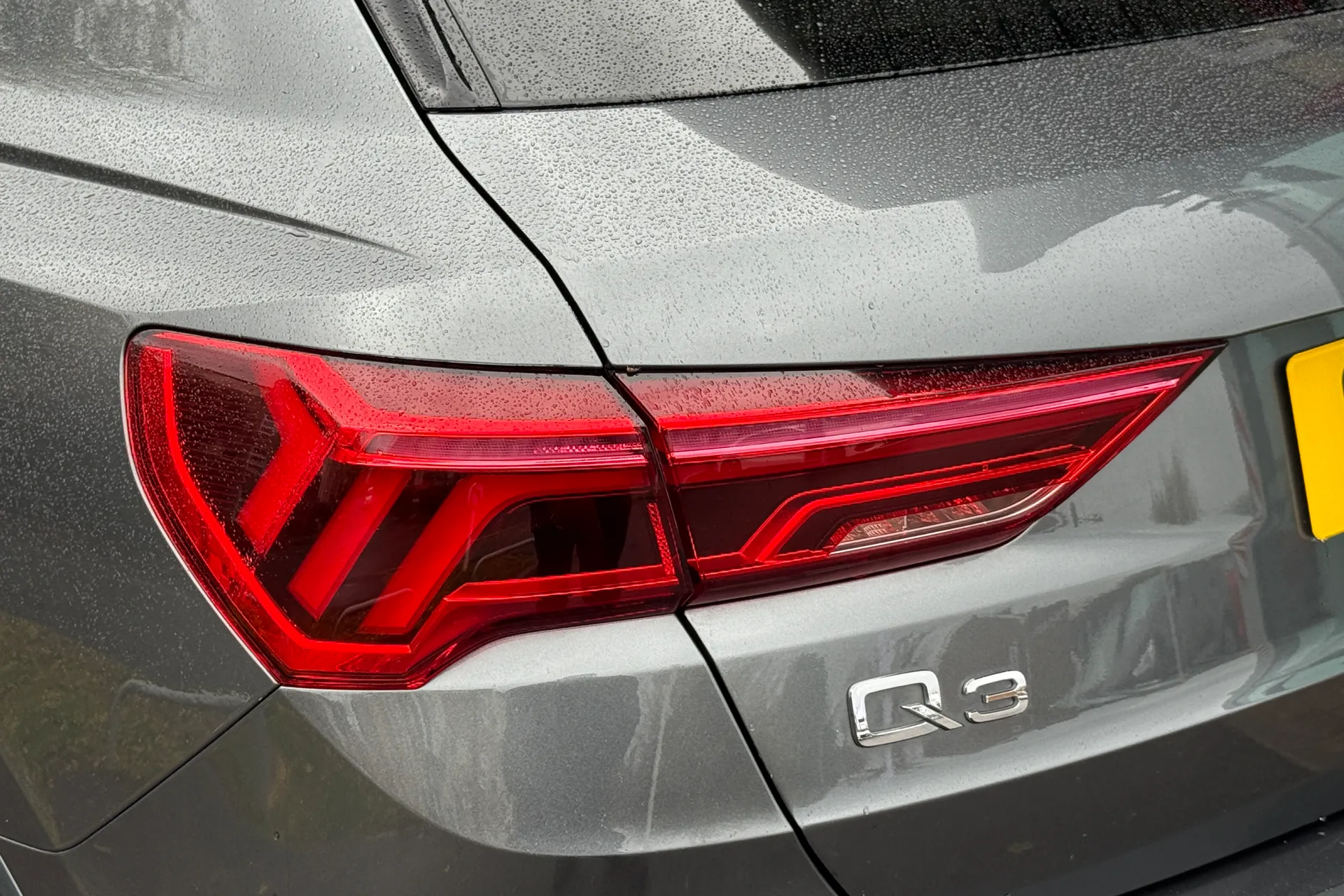Audi Q3 thumbnail image number 44