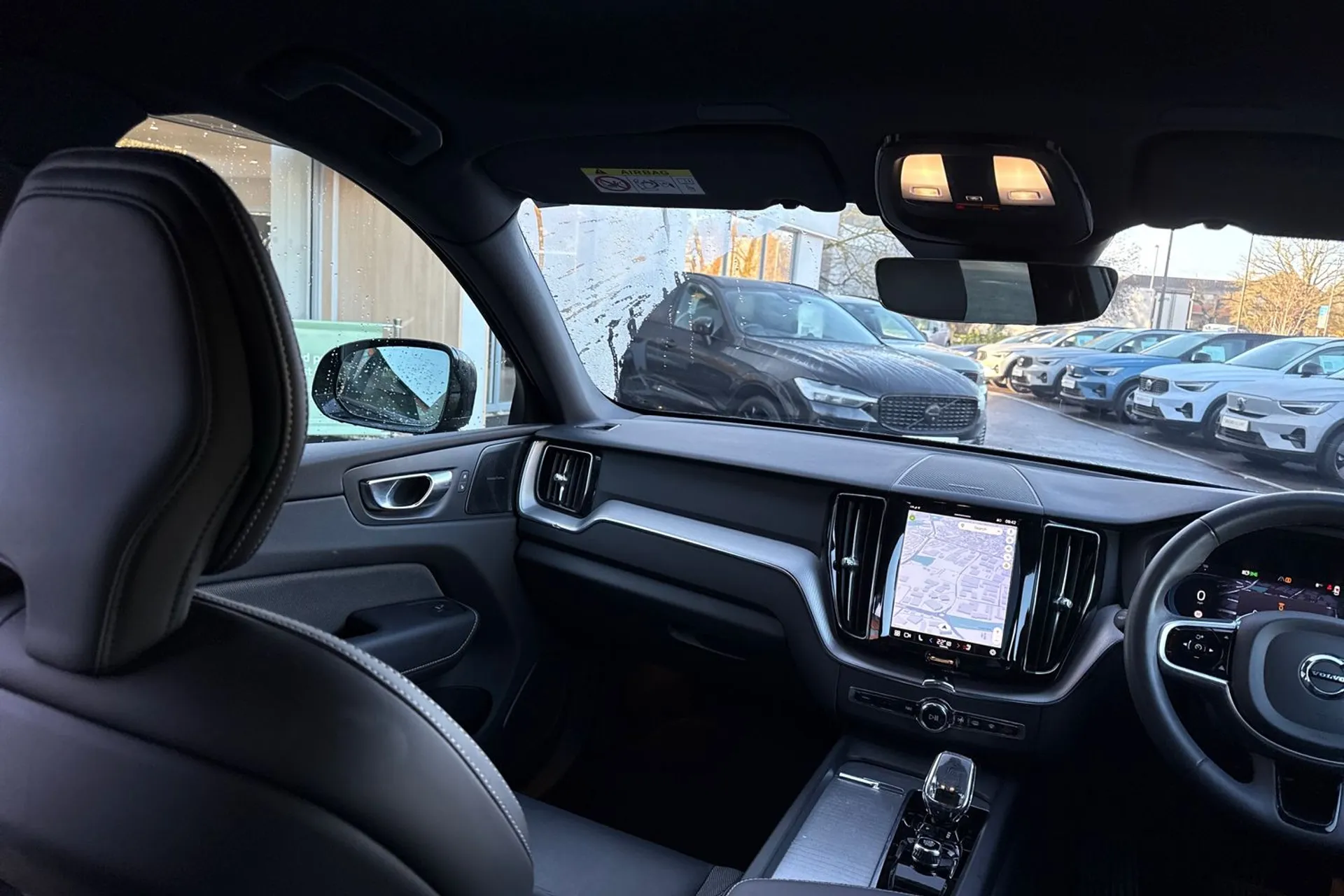 Volvo XC60 thumbnail image number 32