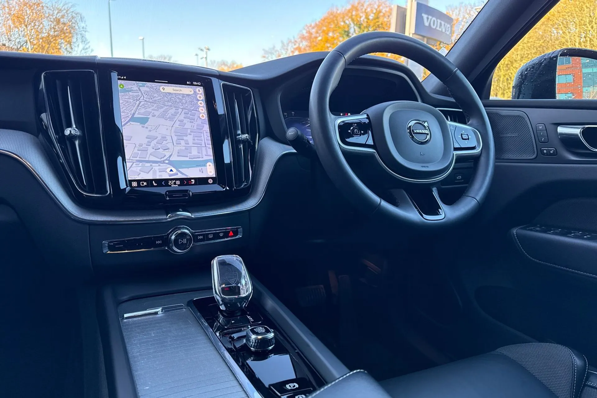 Volvo XC60 thumbnail image number 35