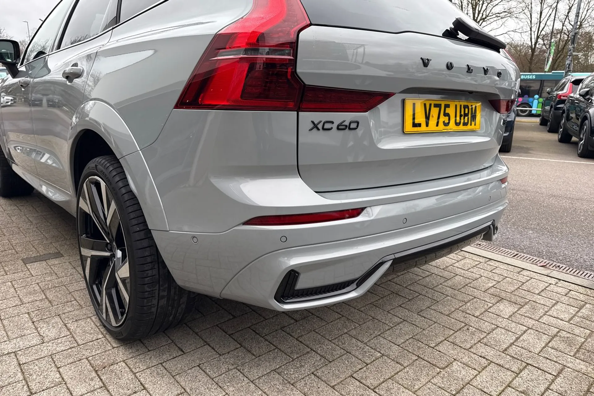 Volvo XC60 thumbnail image number 18