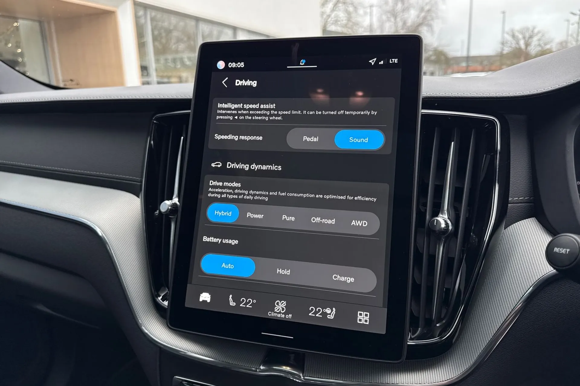 Volvo XC60 thumbnail image number 43