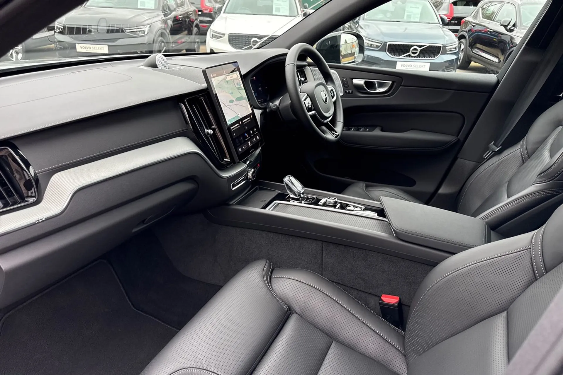 Volvo XC60 thumbnail image number 27