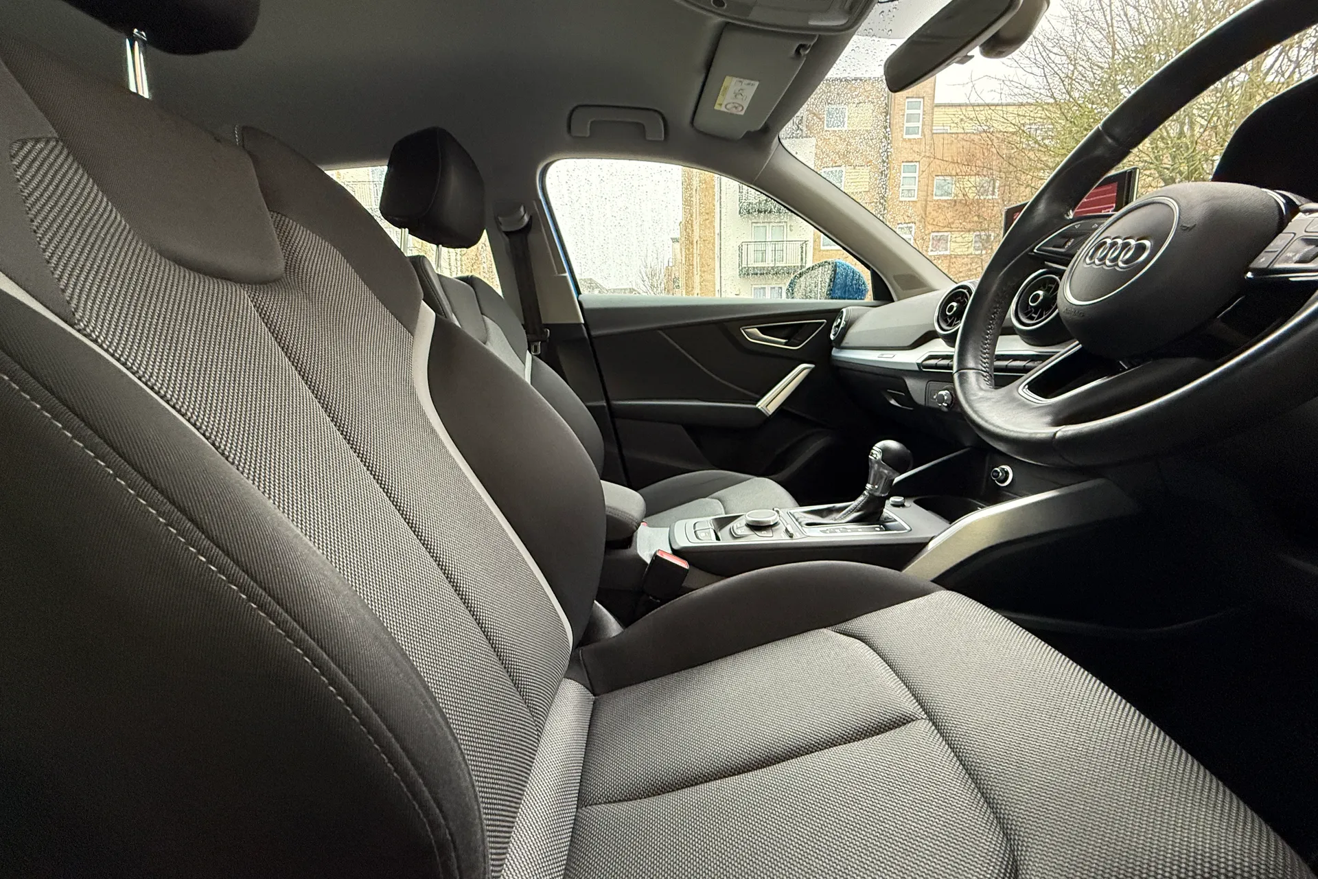 Audi Q2 thumbnail image number 29