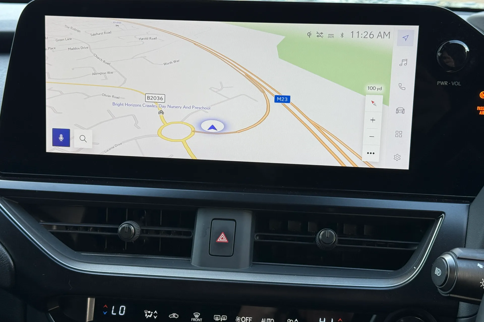 LEXUS UX thumbnail image number 5