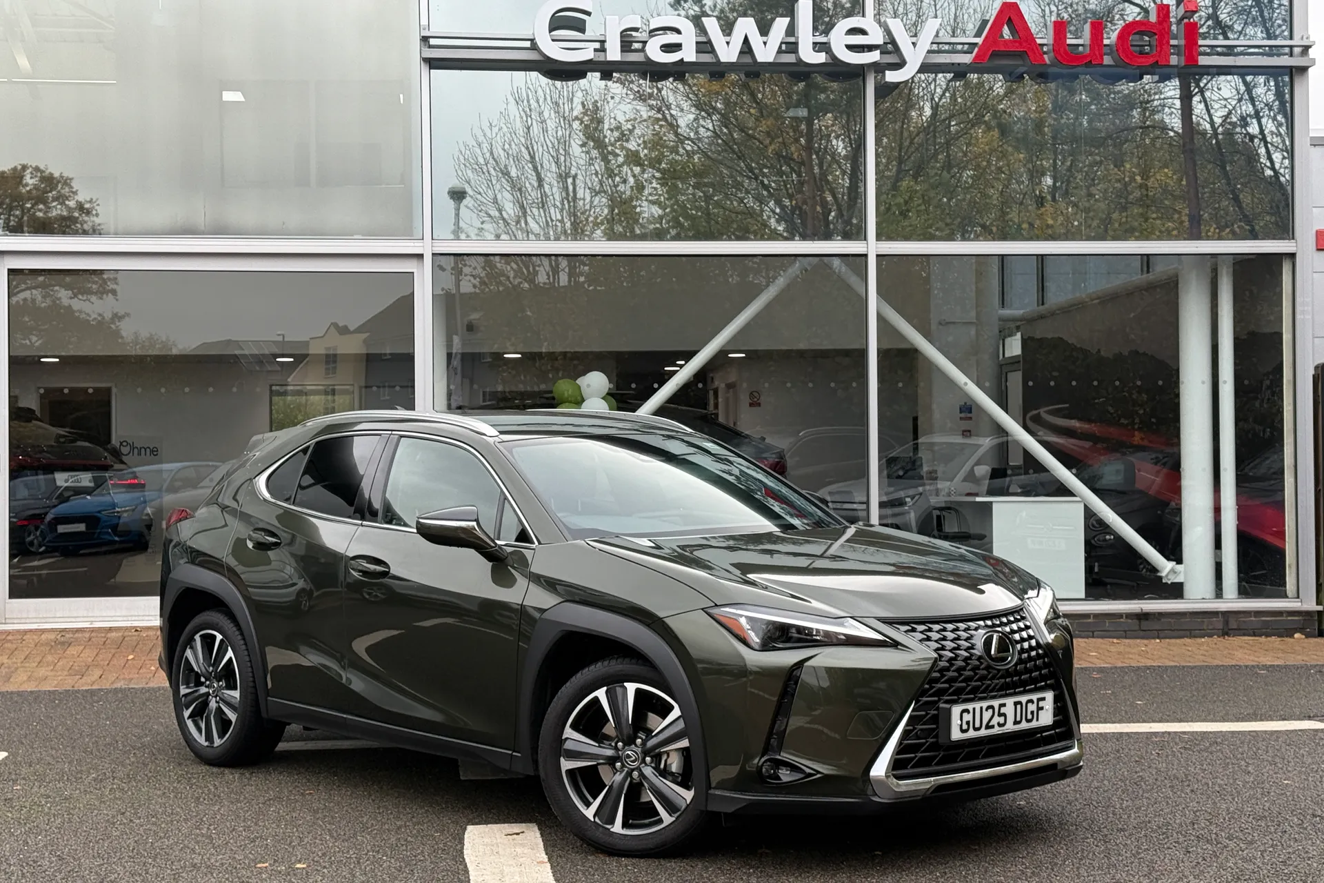 LEXUS UX focused image