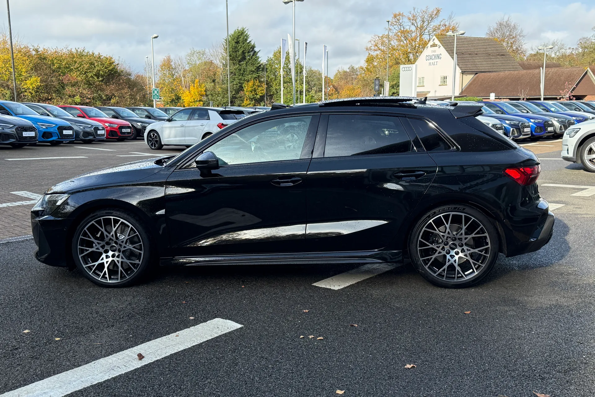 Audi RS3 thumbnail image number 16