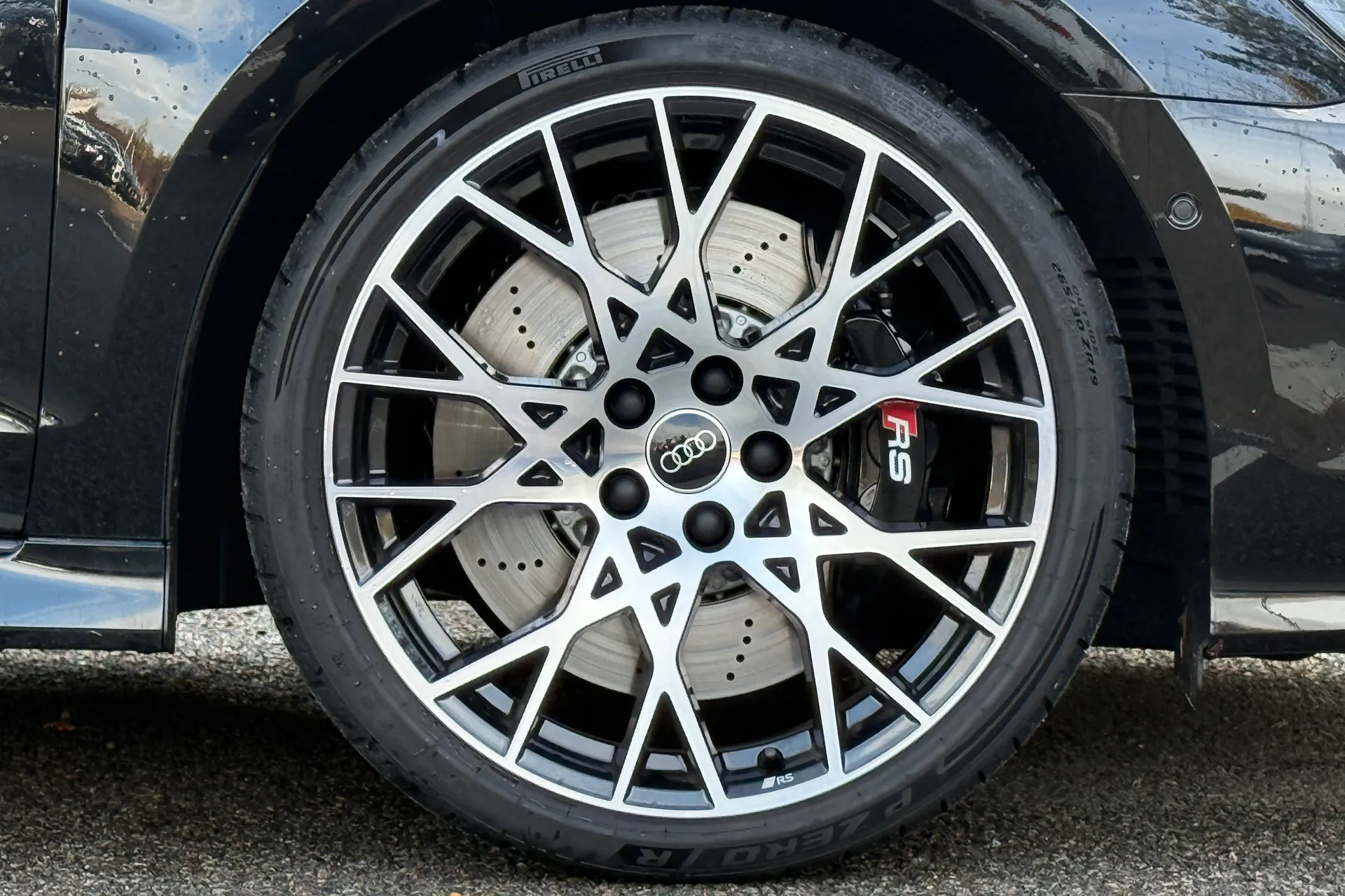 Audi RS3 thumbnail image number 24