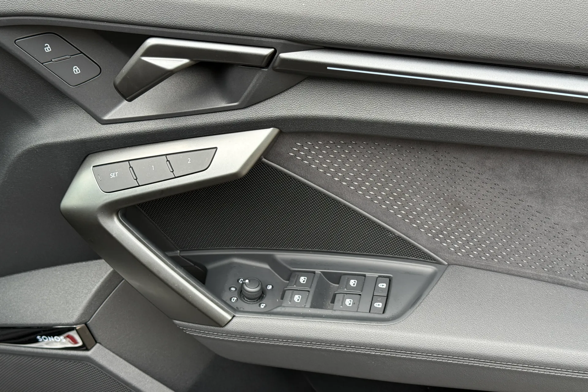 Audi RS3 thumbnail image number 51