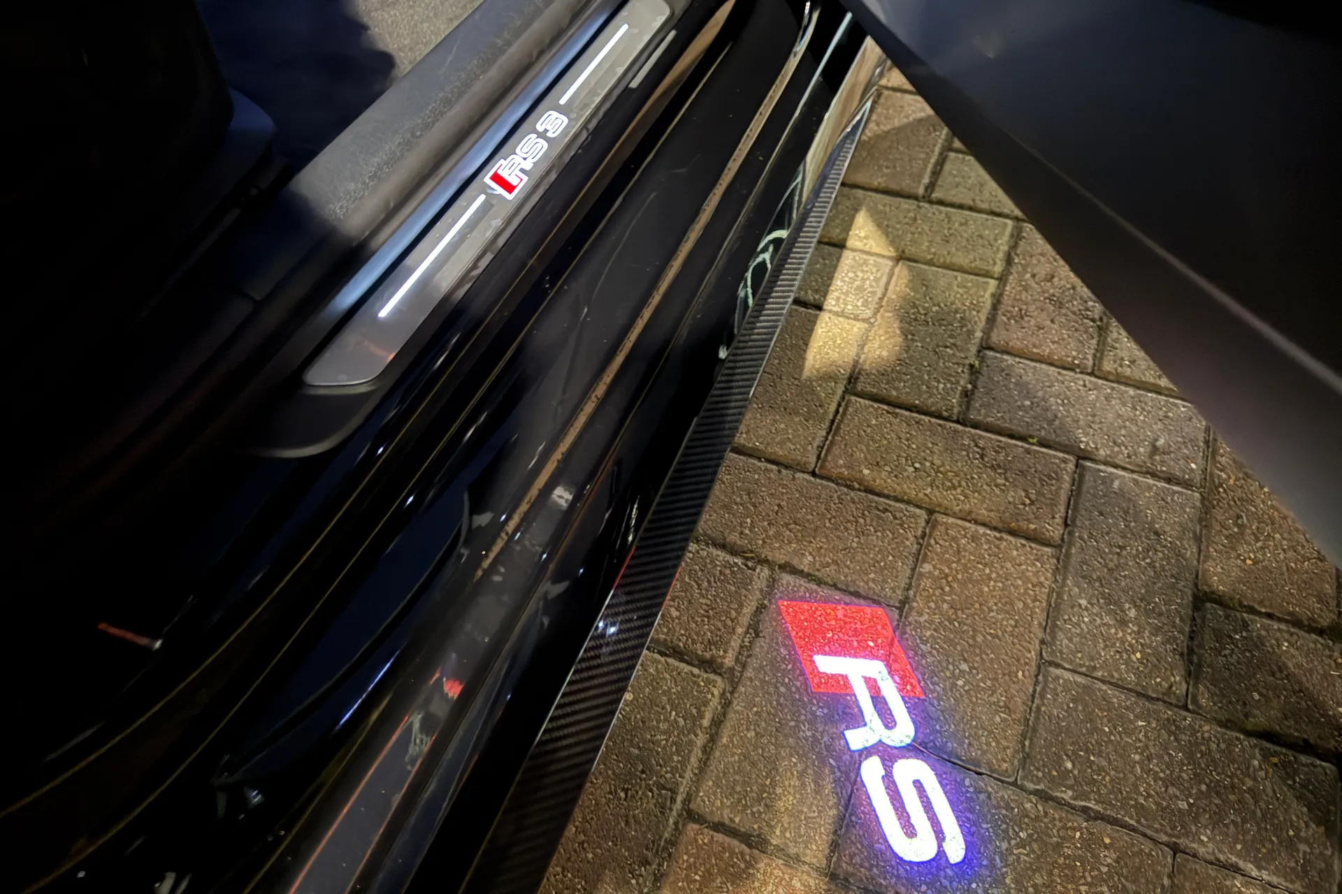 Audi RS3 thumbnail image number 42