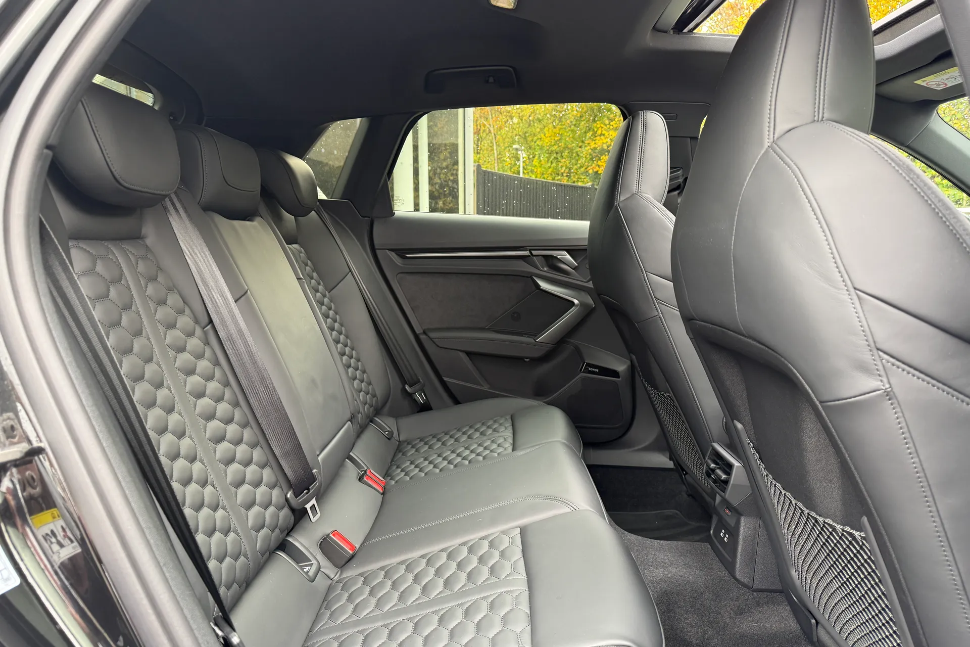 Audi RS3 thumbnail image number 11