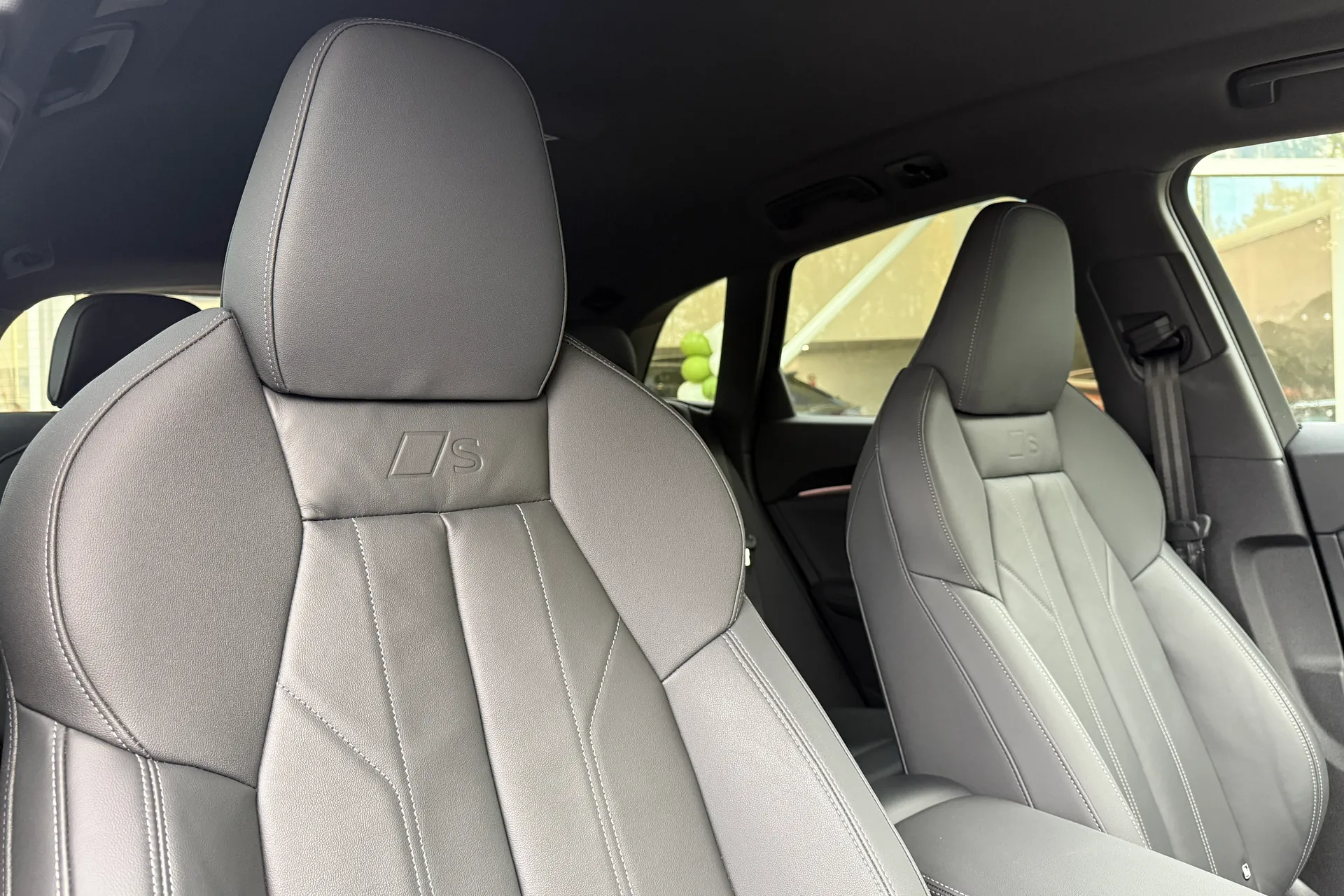 Audi Q5 thumbnail image number 45