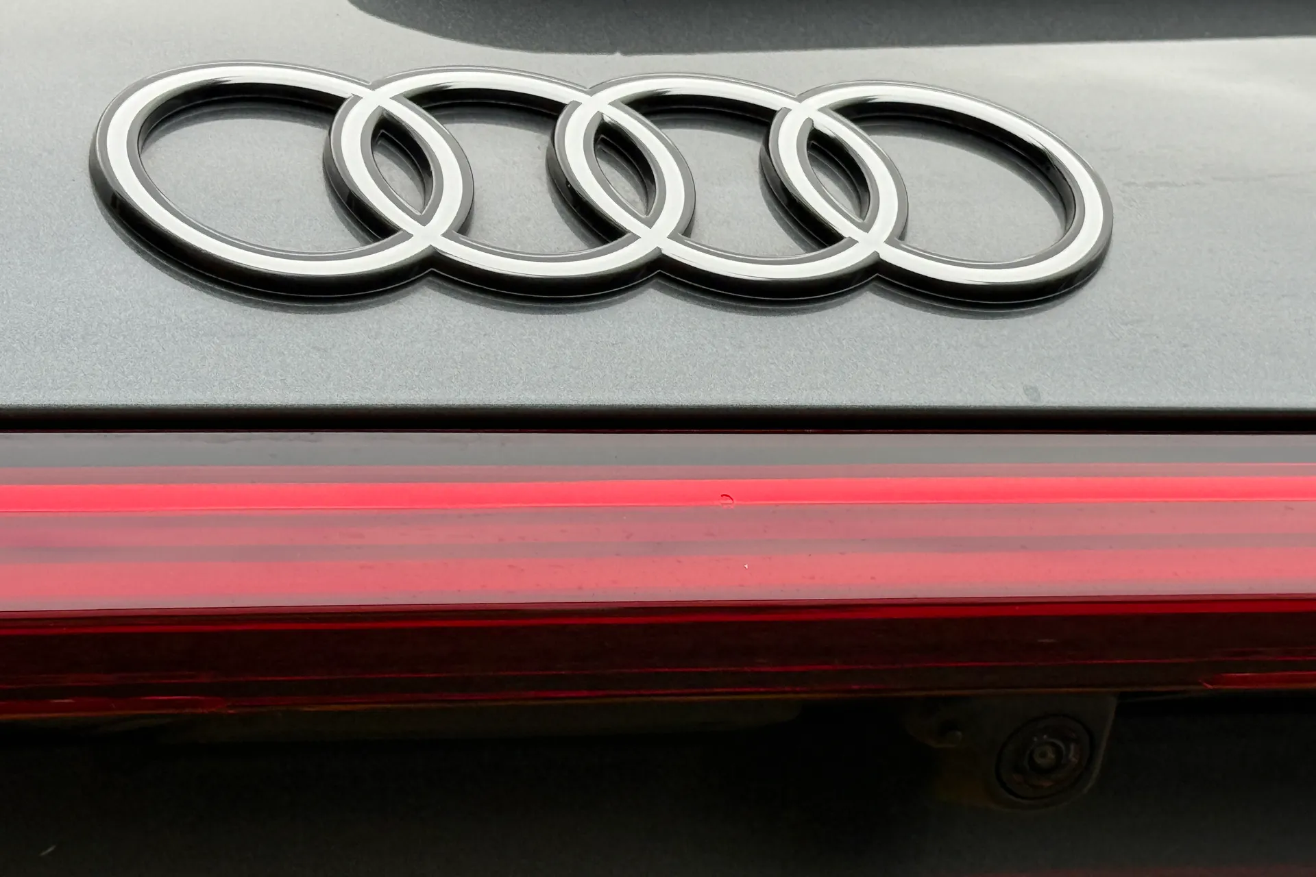 Audi Q5 thumbnail image number 19