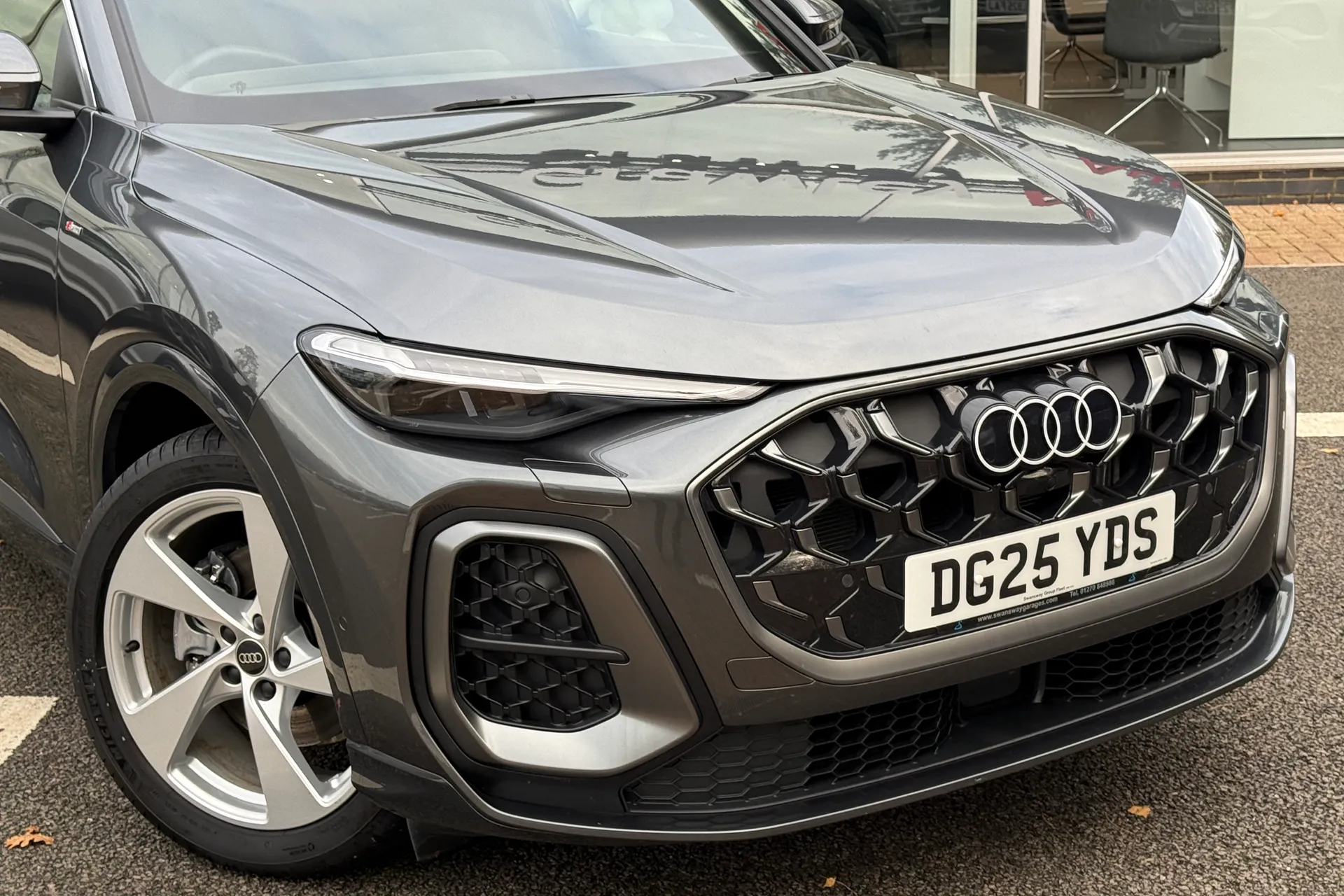 Audi Q5 thumbnail image number 5