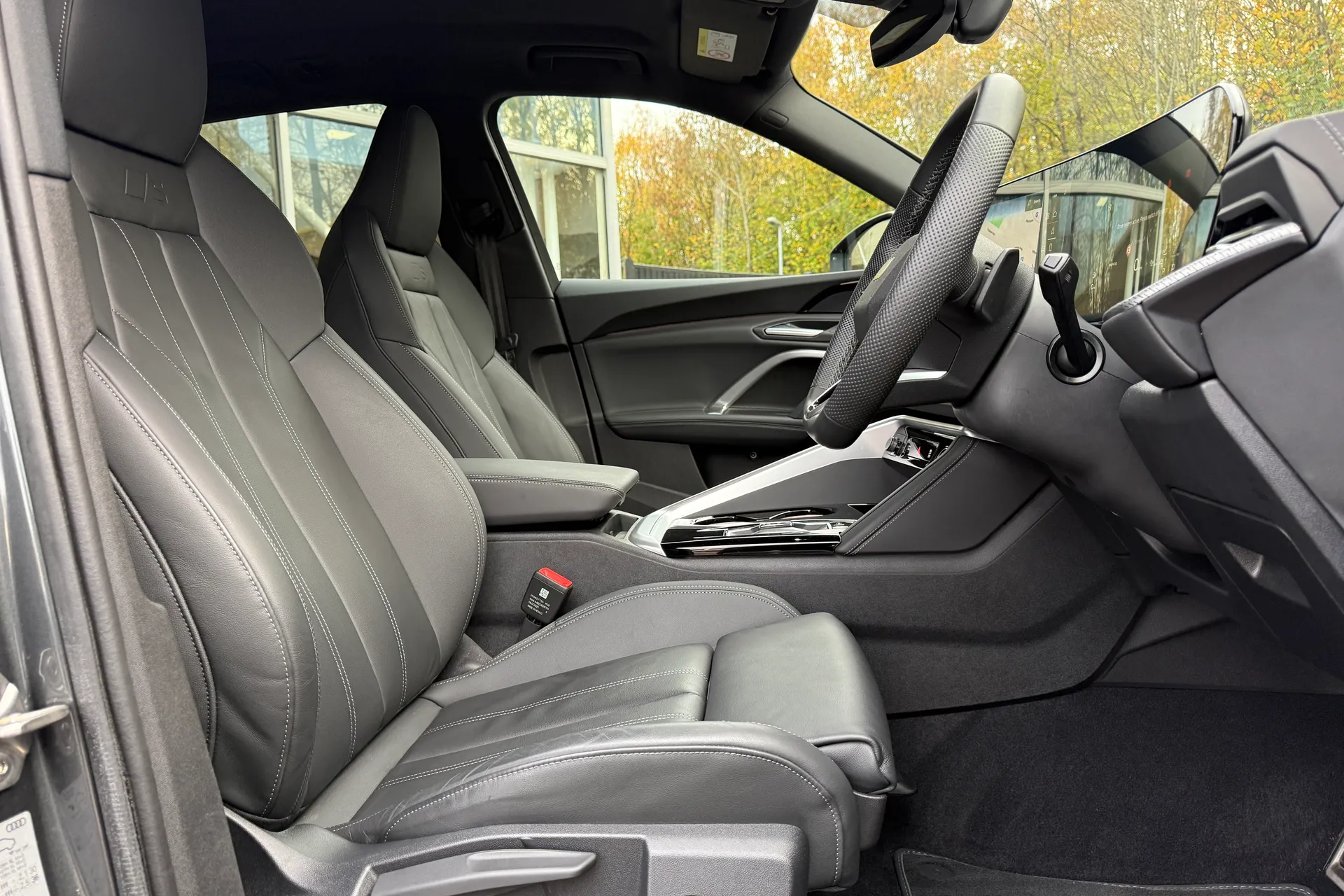 Audi Q5 thumbnail image number 42