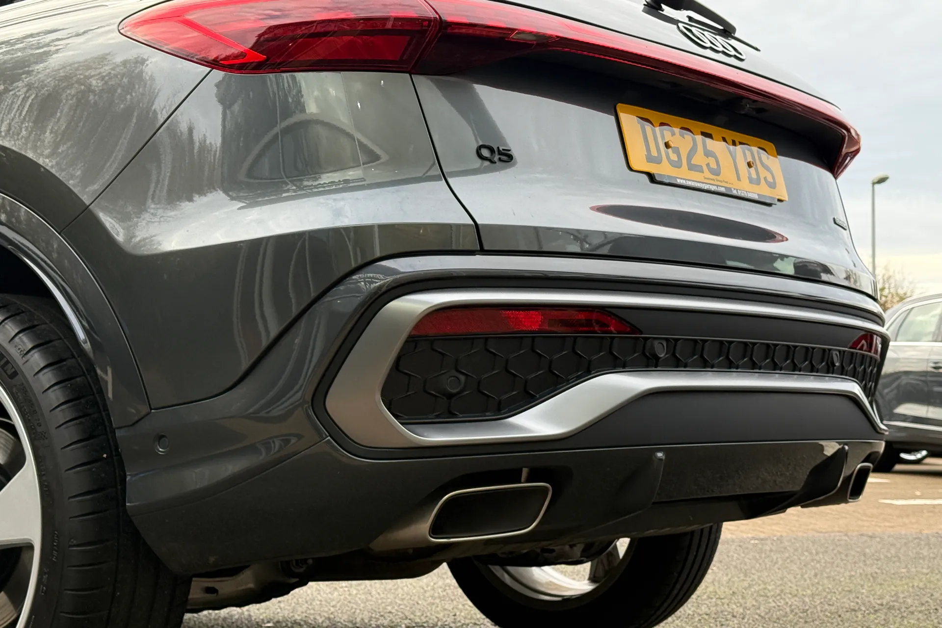 Audi Q5 thumbnail image number 27