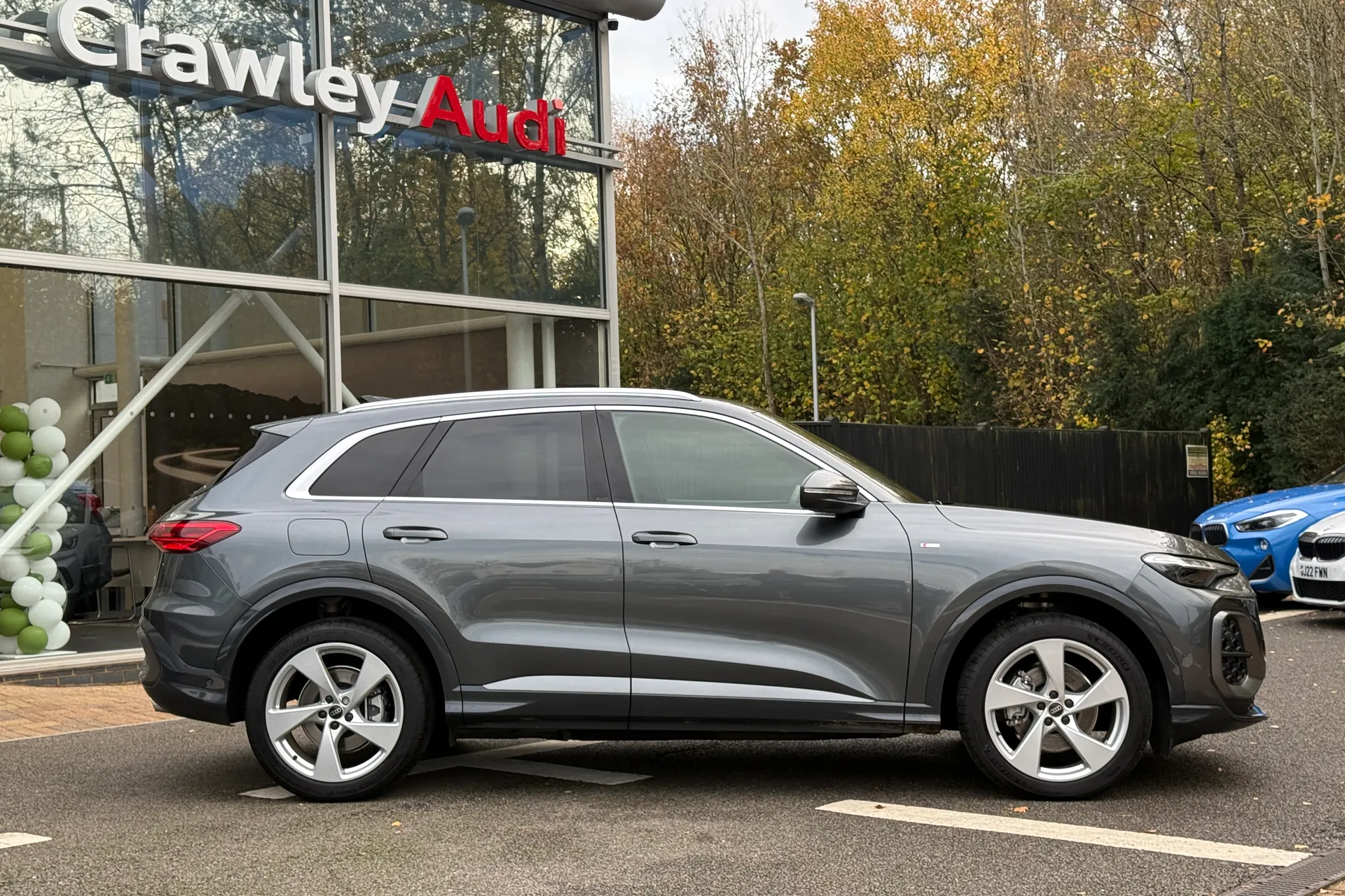 Audi Q5 thumbnail image number 2