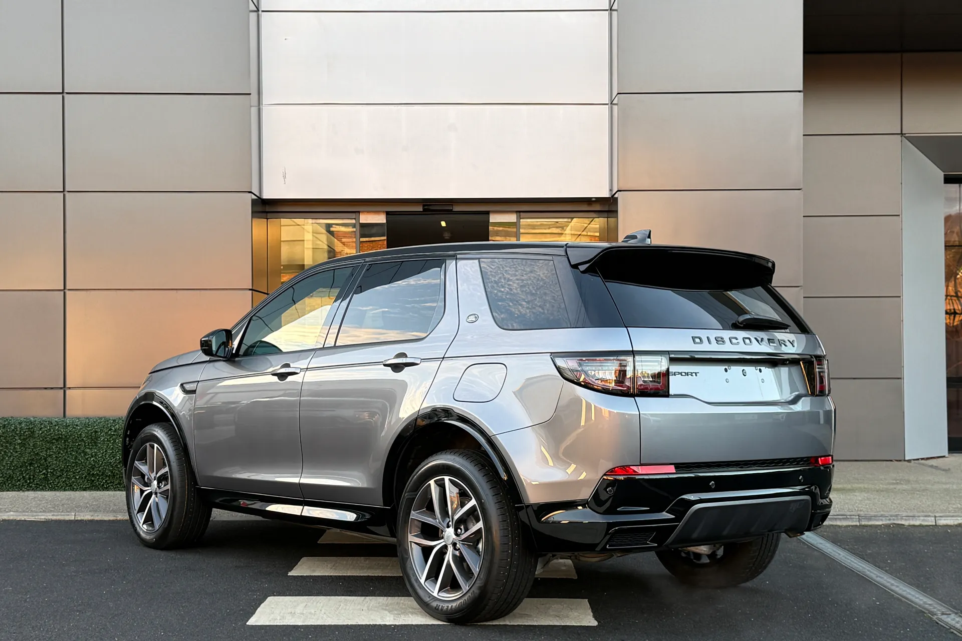 LAND ROVER DISCOVERY SPORT thumbnail image number 20