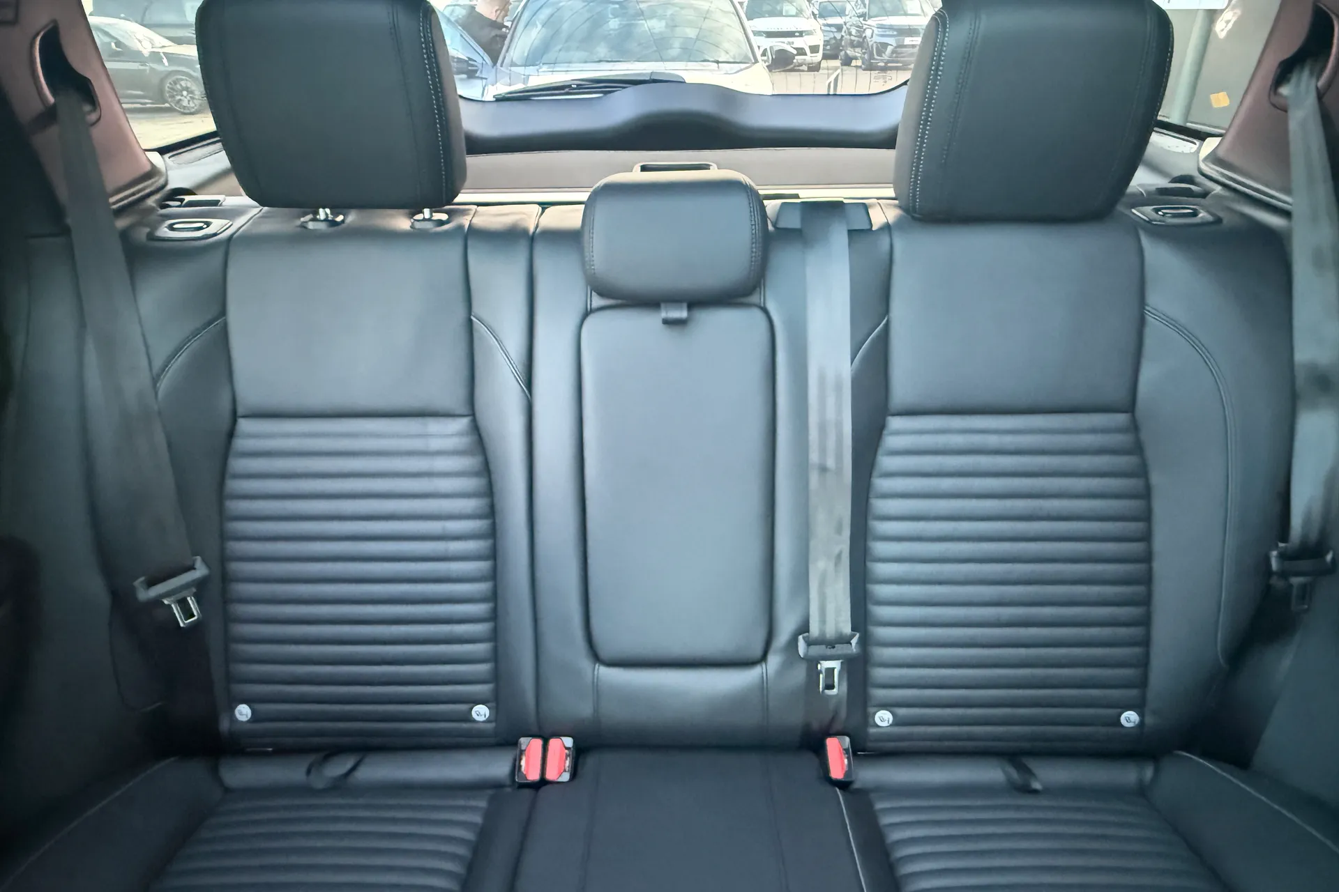 LAND ROVER DISCOVERY SPORT thumbnail image number 32