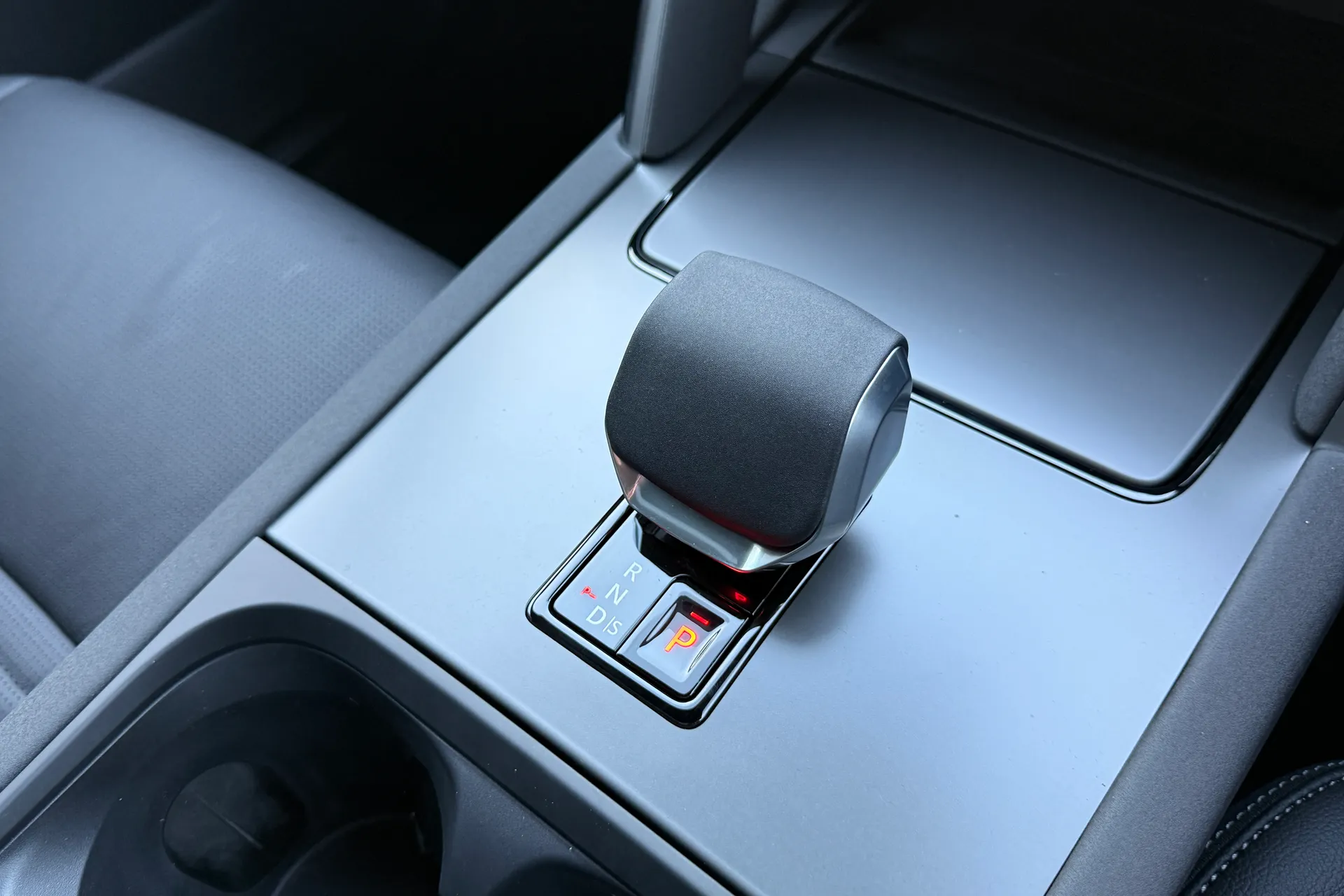 LAND ROVER DISCOVERY SPORT thumbnail image number 52