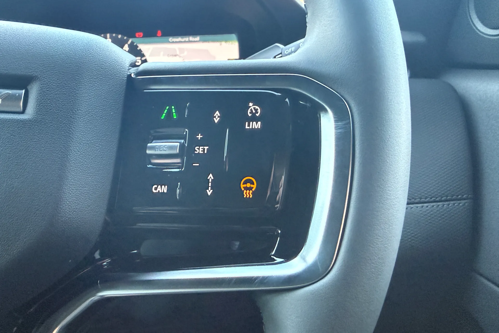 LAND ROVER DISCOVERY SPORT thumbnail image number 26