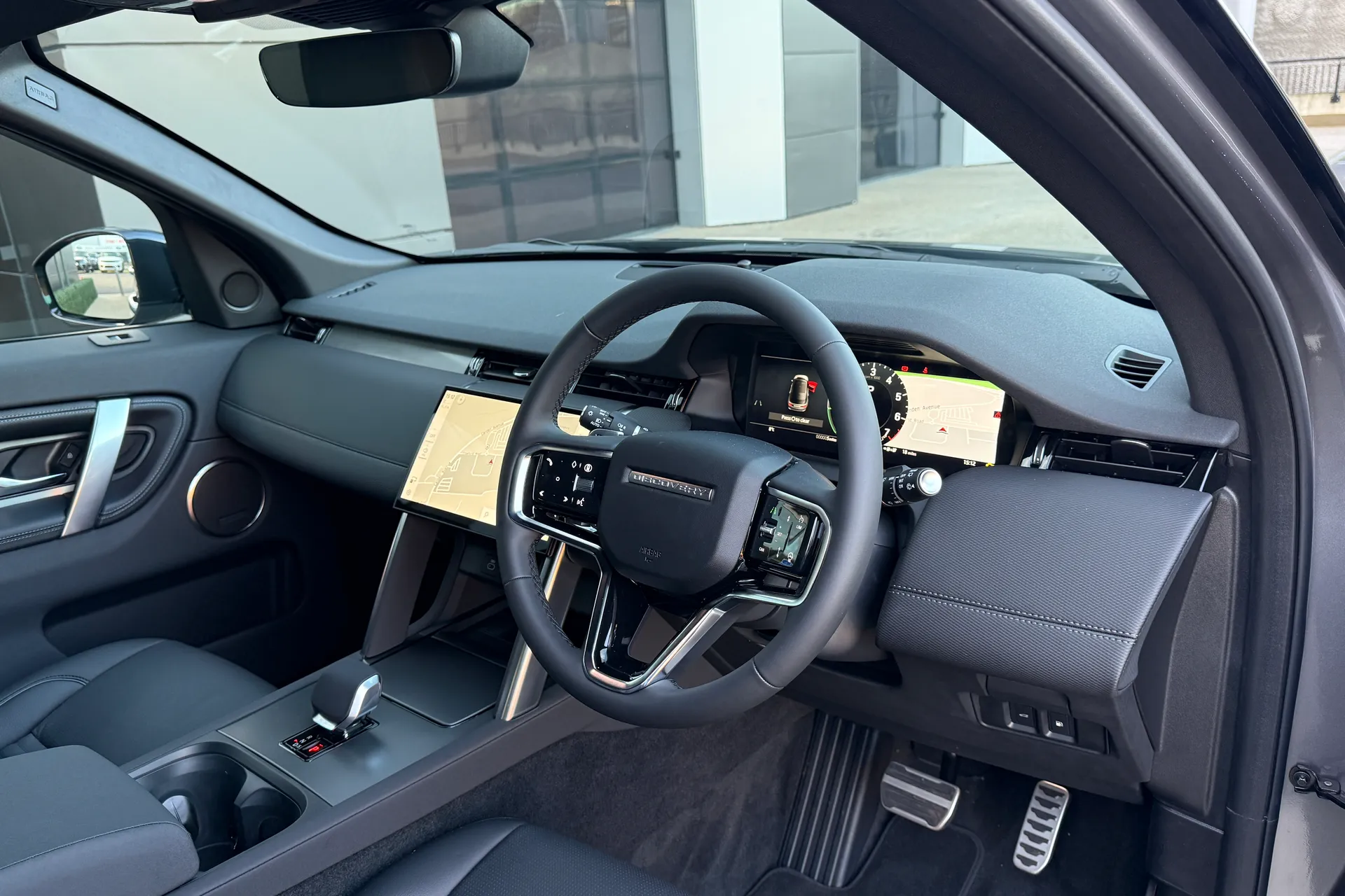 LAND ROVER DISCOVERY SPORT thumbnail image number 12