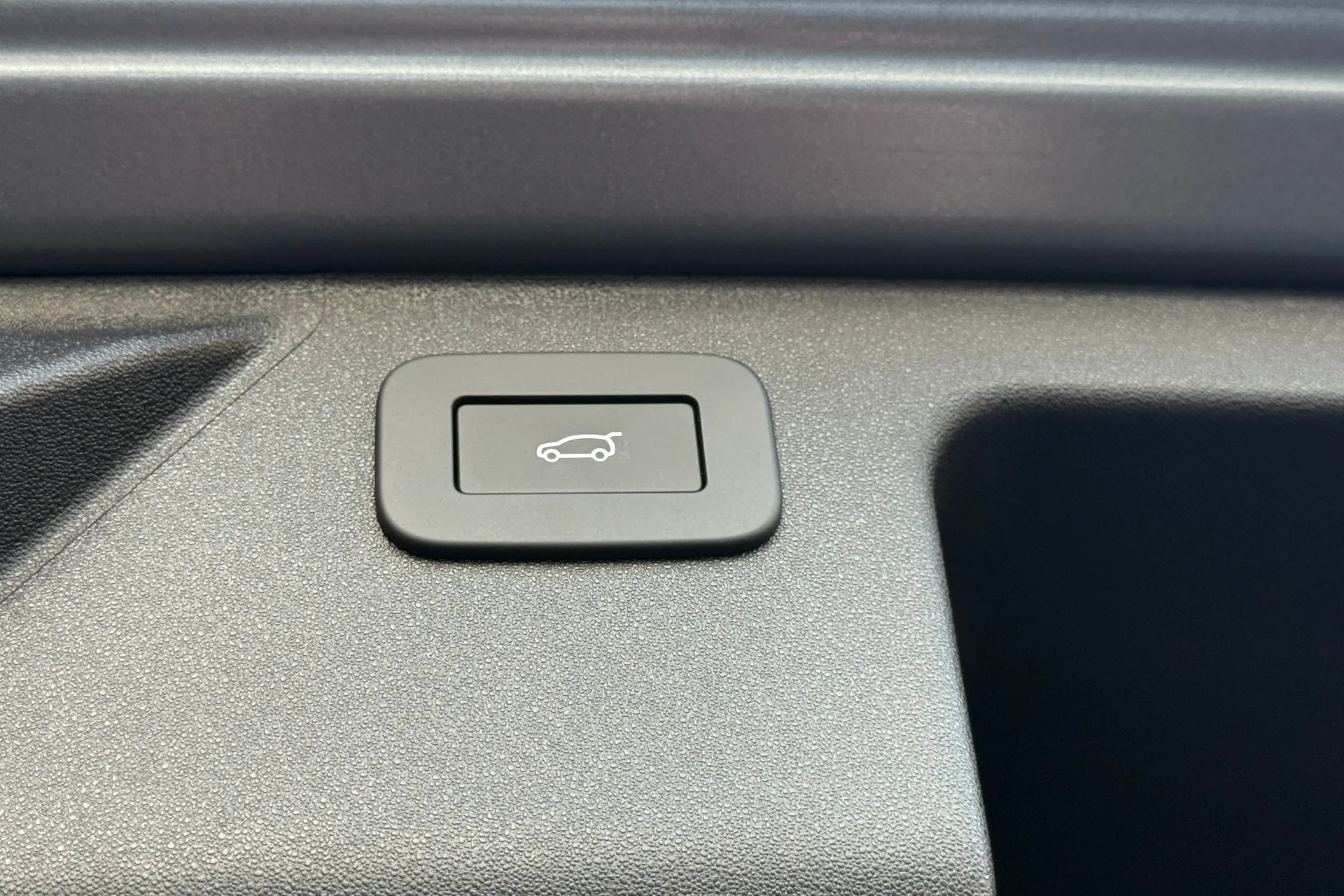 LAND ROVER DISCOVERY SPORT thumbnail image number 43