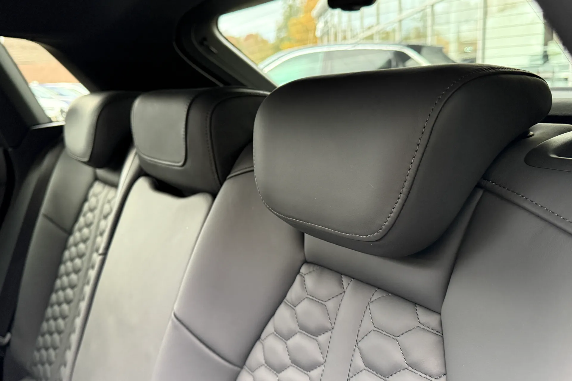 Audi RS3 thumbnail image number 30