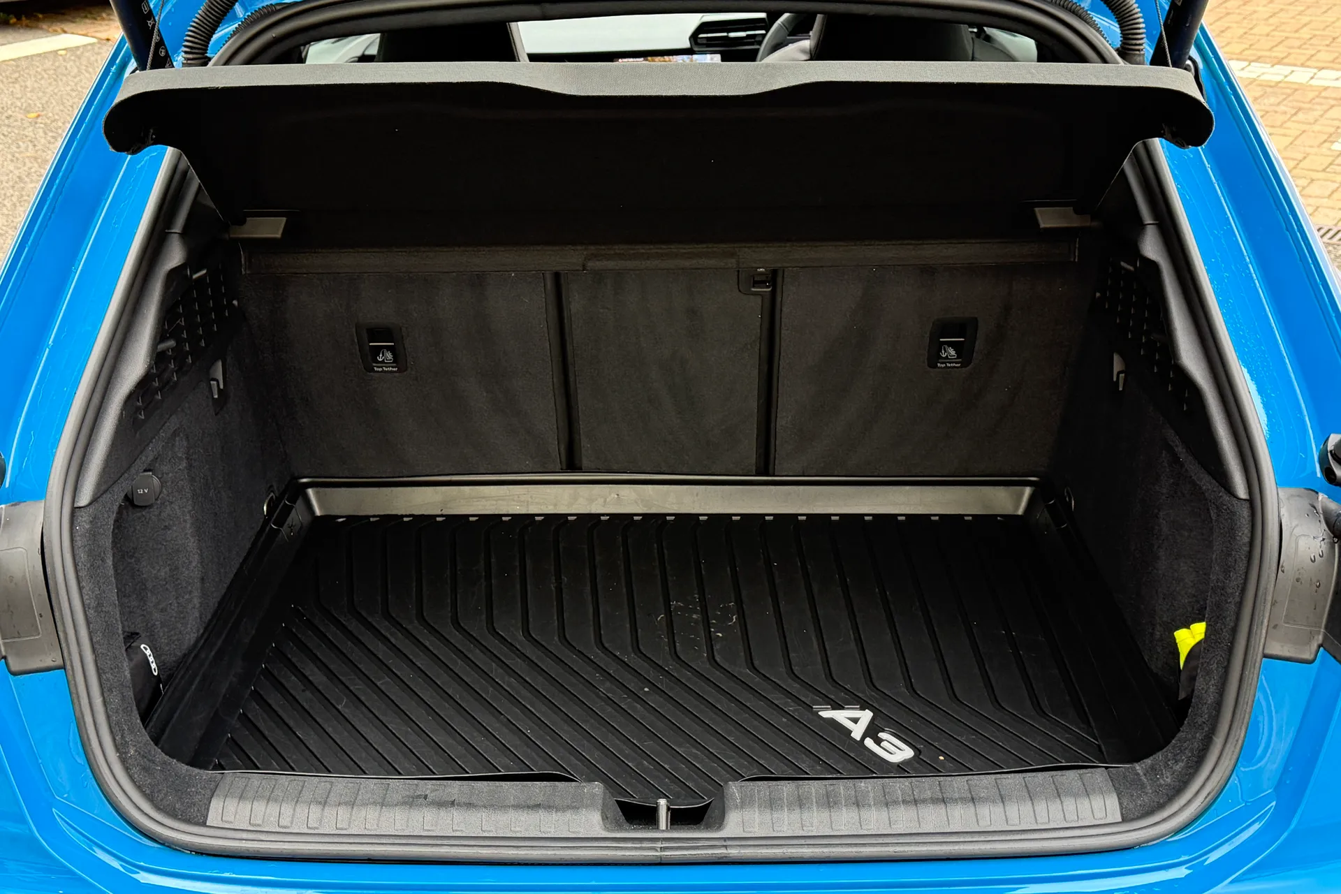 Audi RS3 thumbnail image number 32