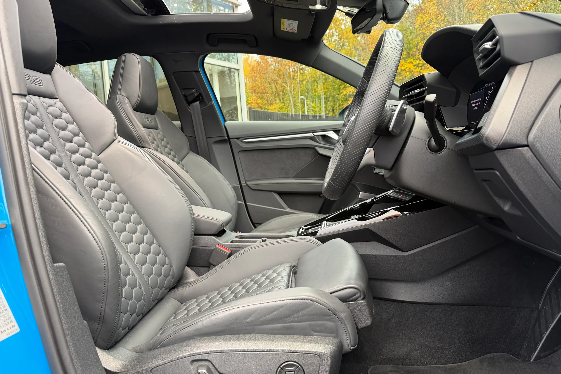 Audi RS3 thumbnail image number 15