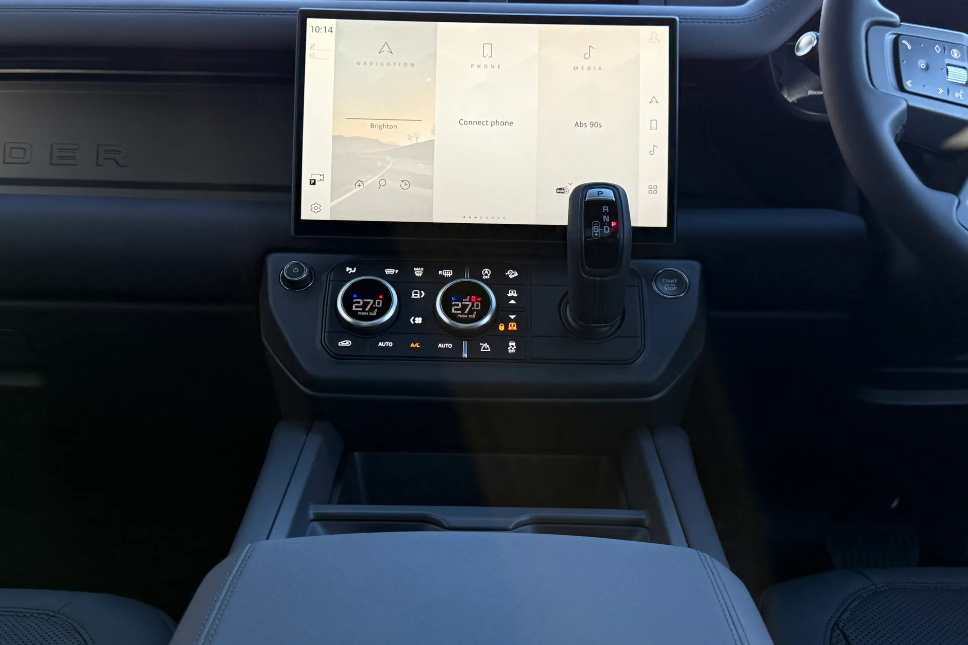 LAND ROVER Defender 90 thumbnail image number 51