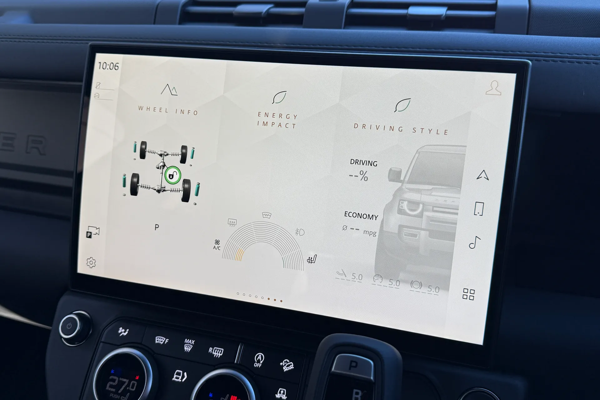 LAND ROVER Defender 90 thumbnail image number 38