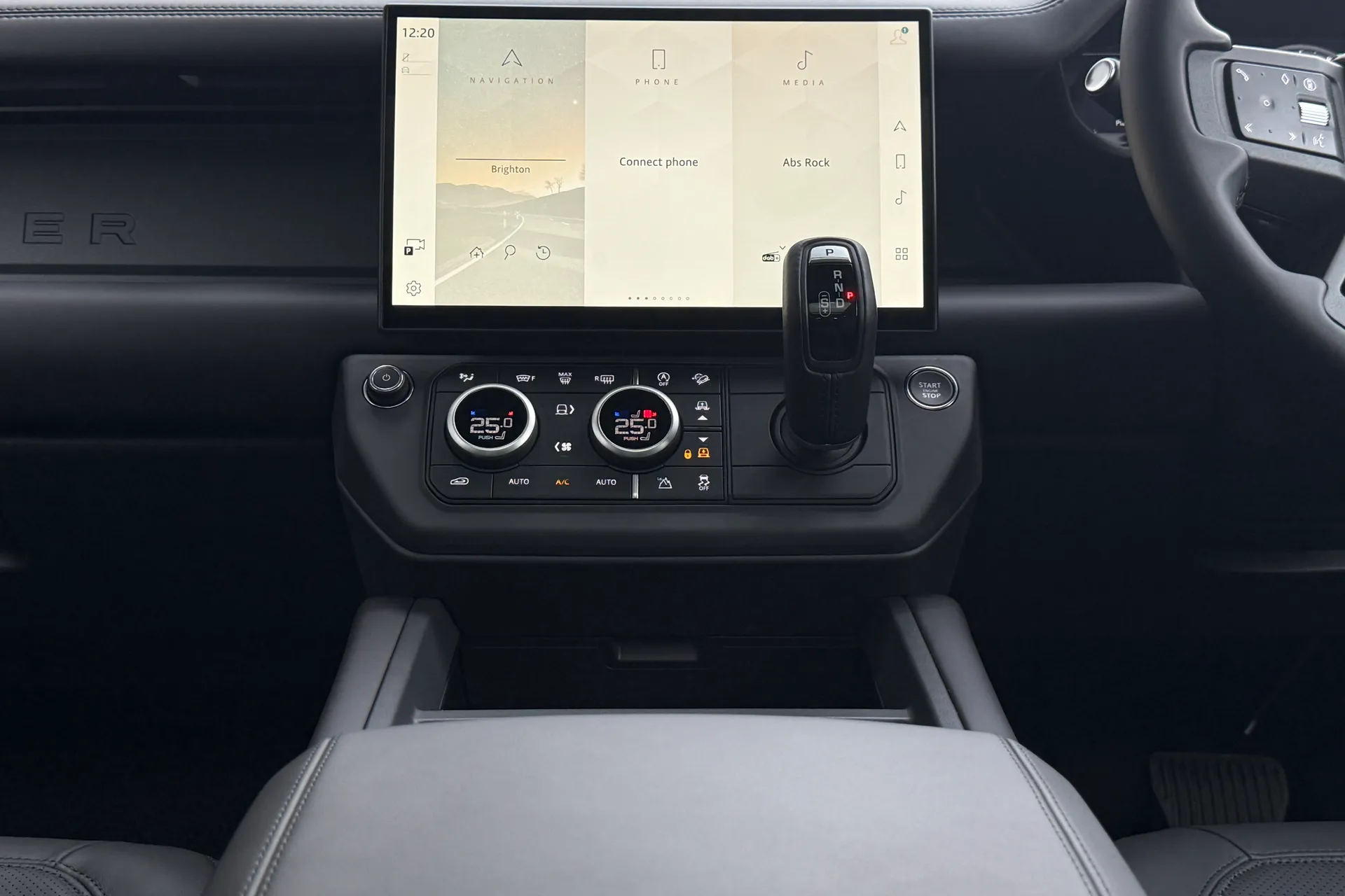 LAND ROVER Defender 110 thumbnail image number 48