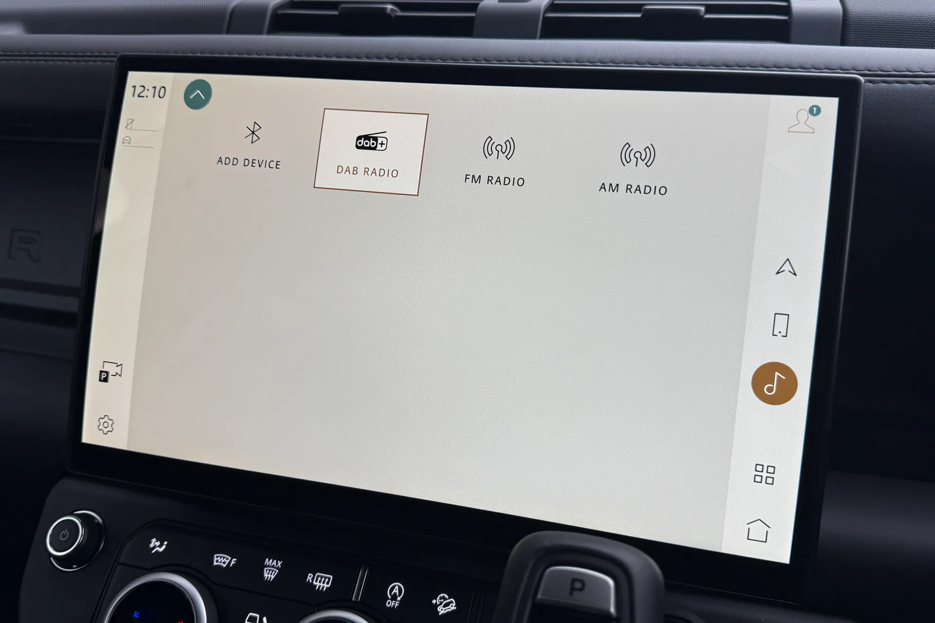 LAND ROVER Defender 110 thumbnail image number 43