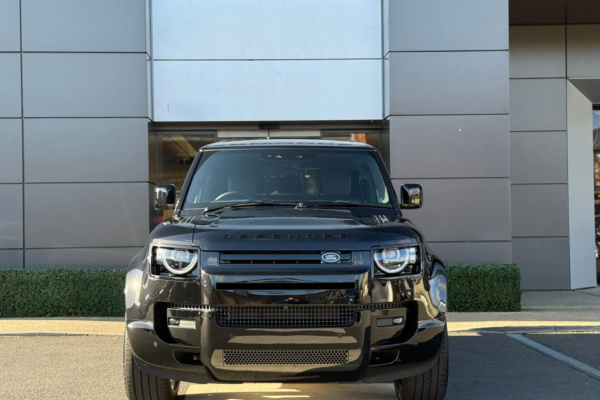 LAND ROVER Defender 90 thumbnail image number 11