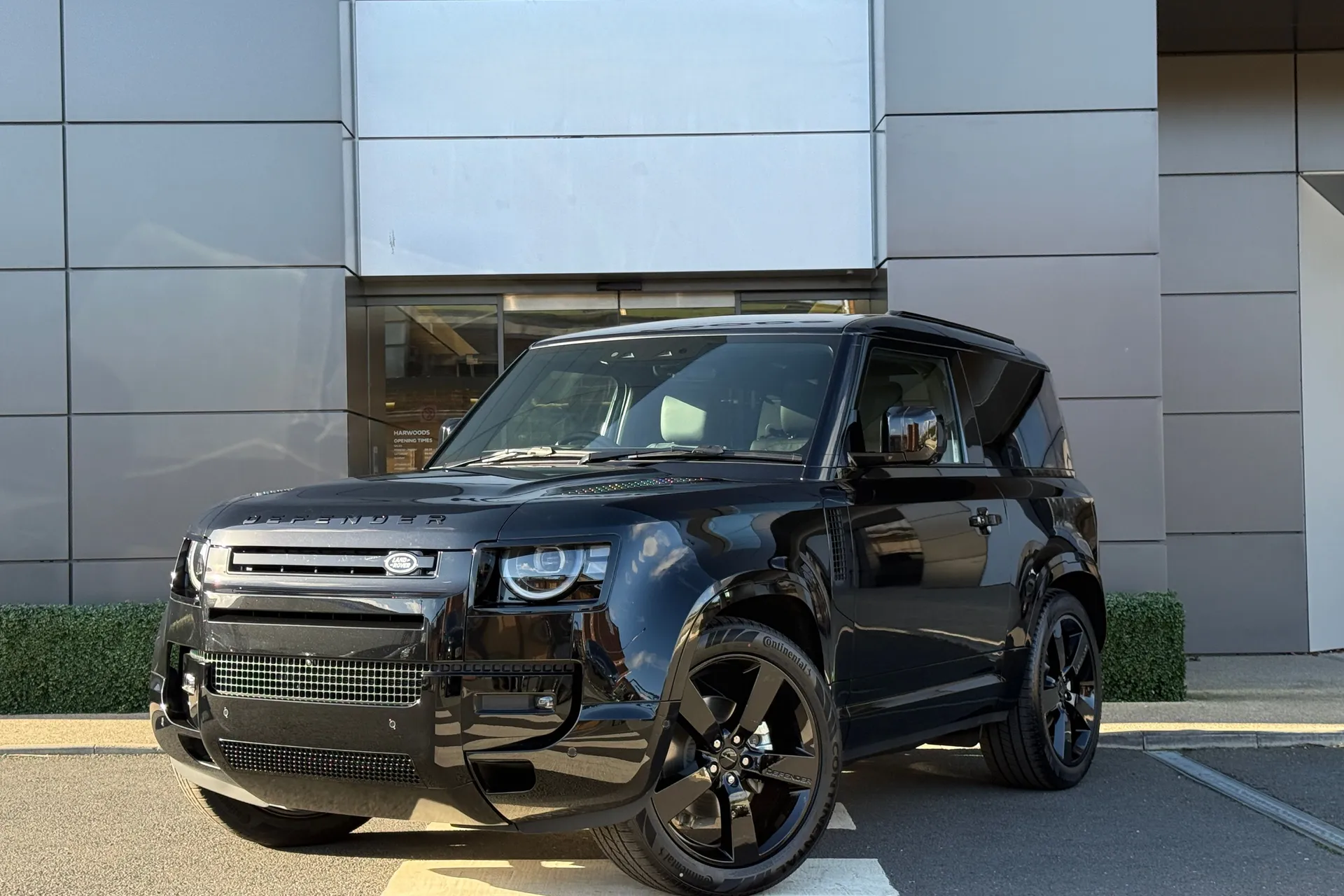 LAND ROVER Defender 90 thumbnail image number 7