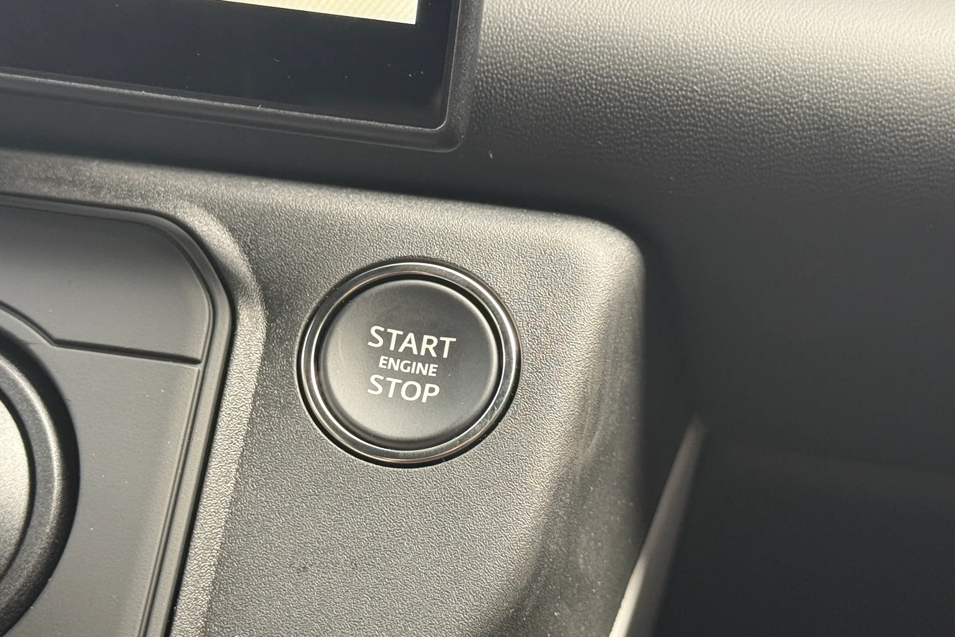 LAND ROVER Defender 90 thumbnail image number 71