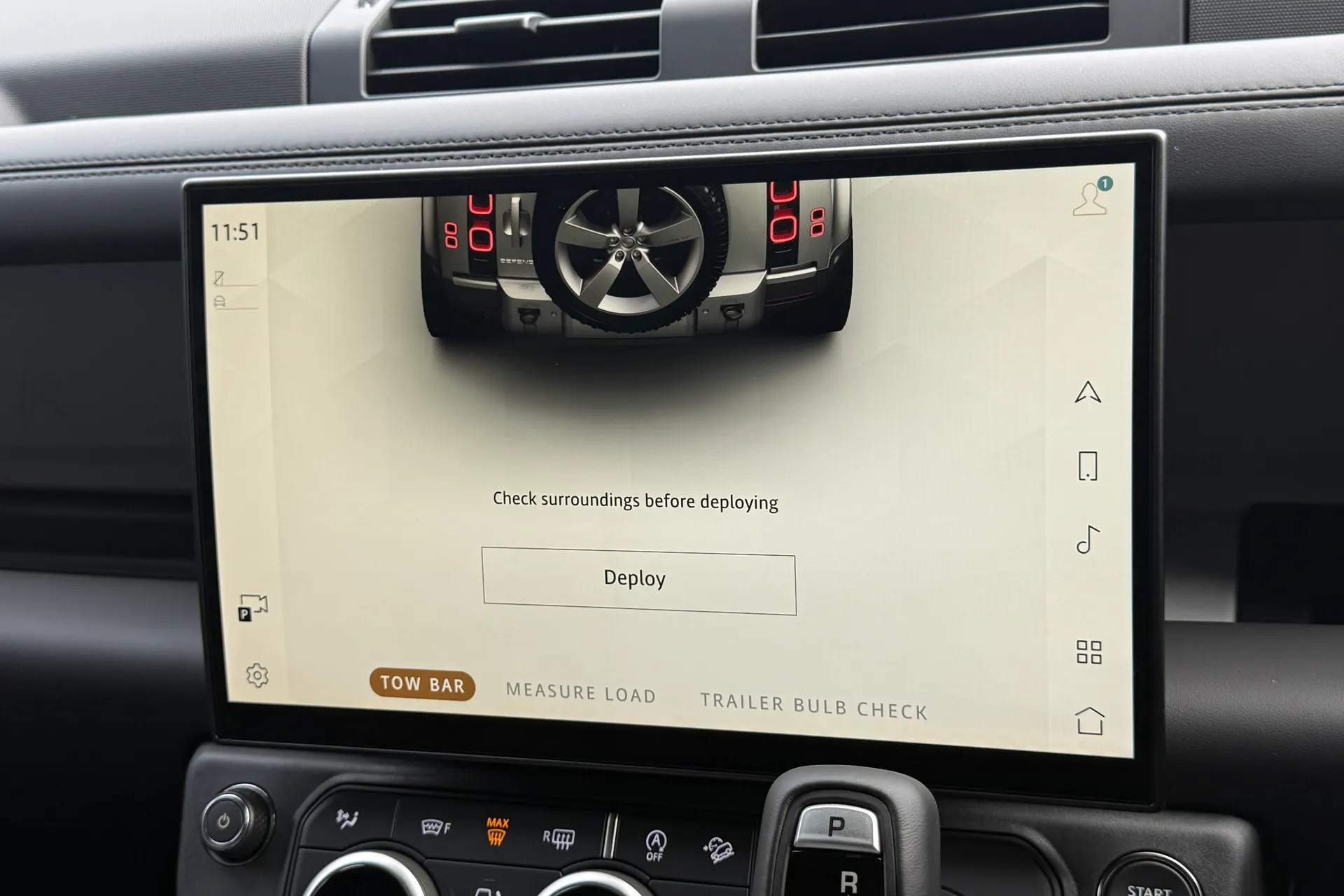 LAND ROVER Defender 90 thumbnail image number 14