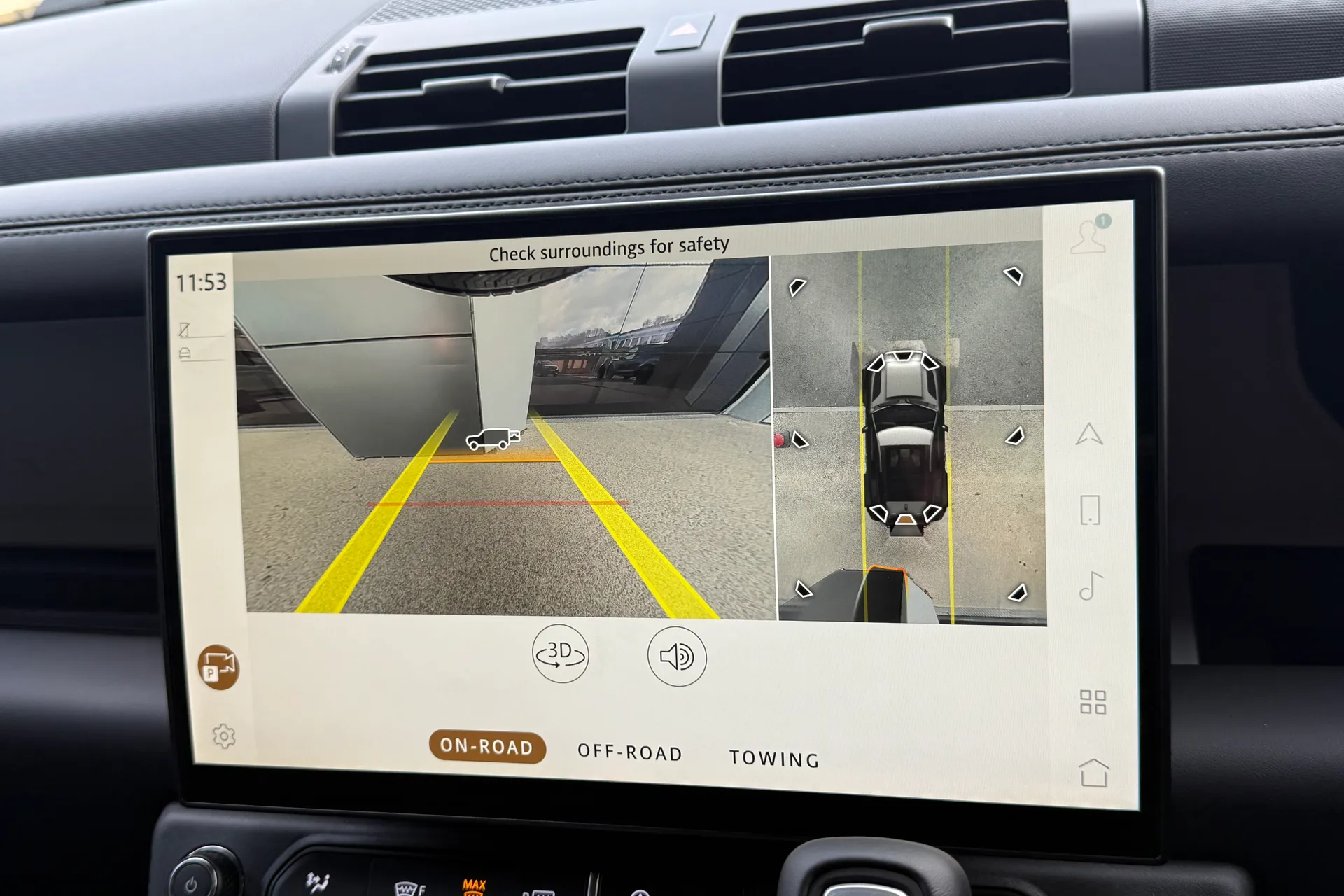 LAND ROVER Defender 90 thumbnail image number 4