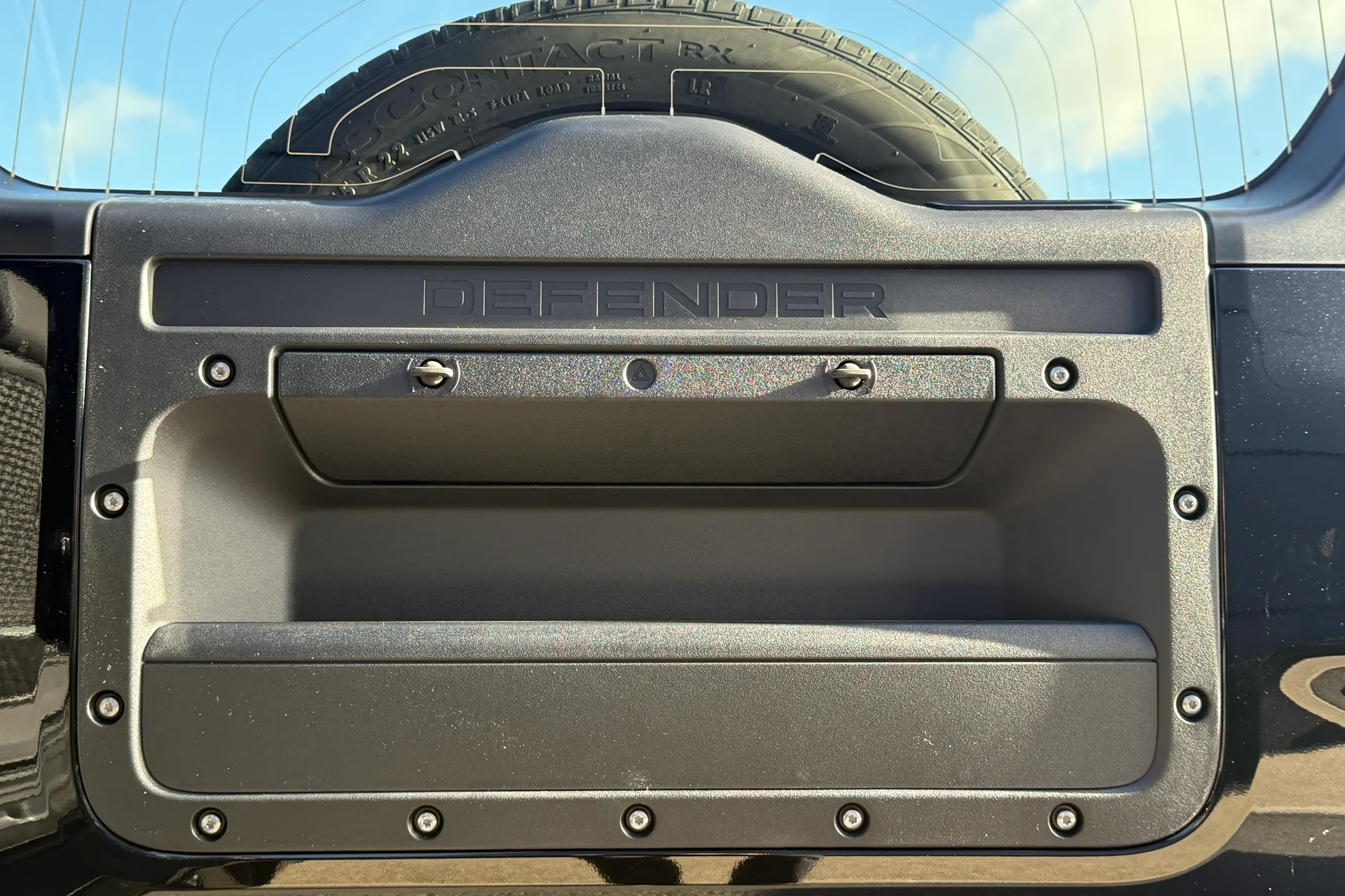 LAND ROVER Defender 90 thumbnail image number 50