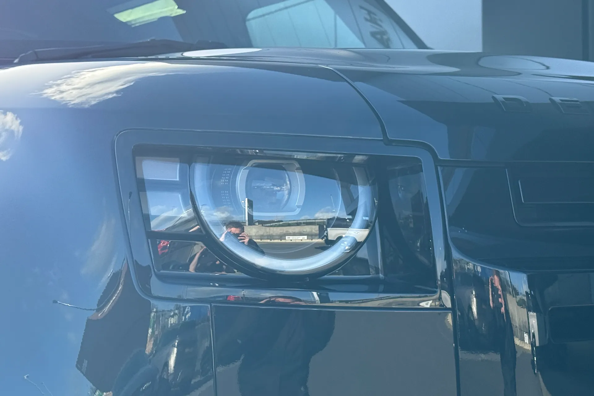 LAND ROVER Defender 90 thumbnail image number 21