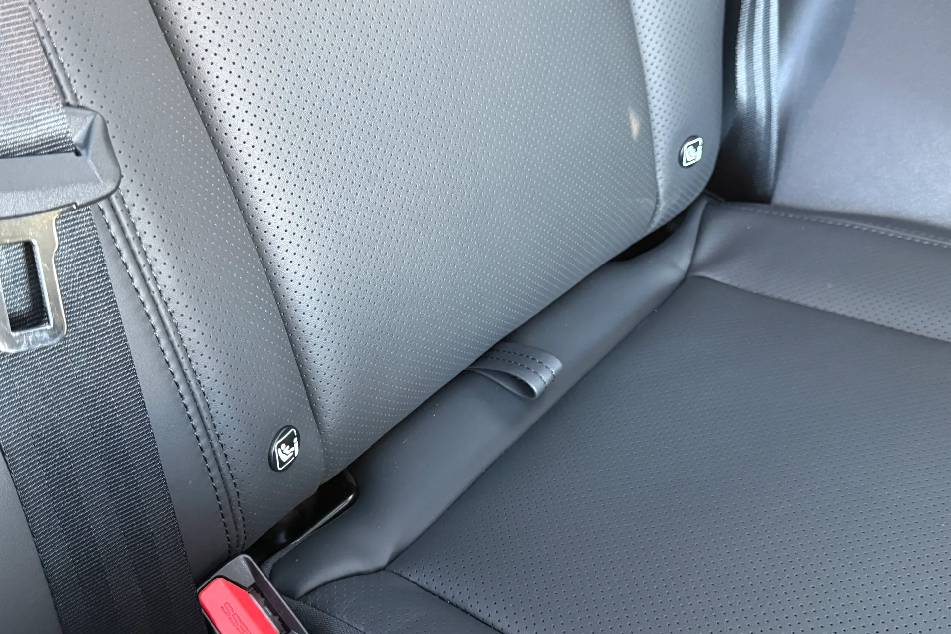 LAND ROVER Defender 90 thumbnail image number 51