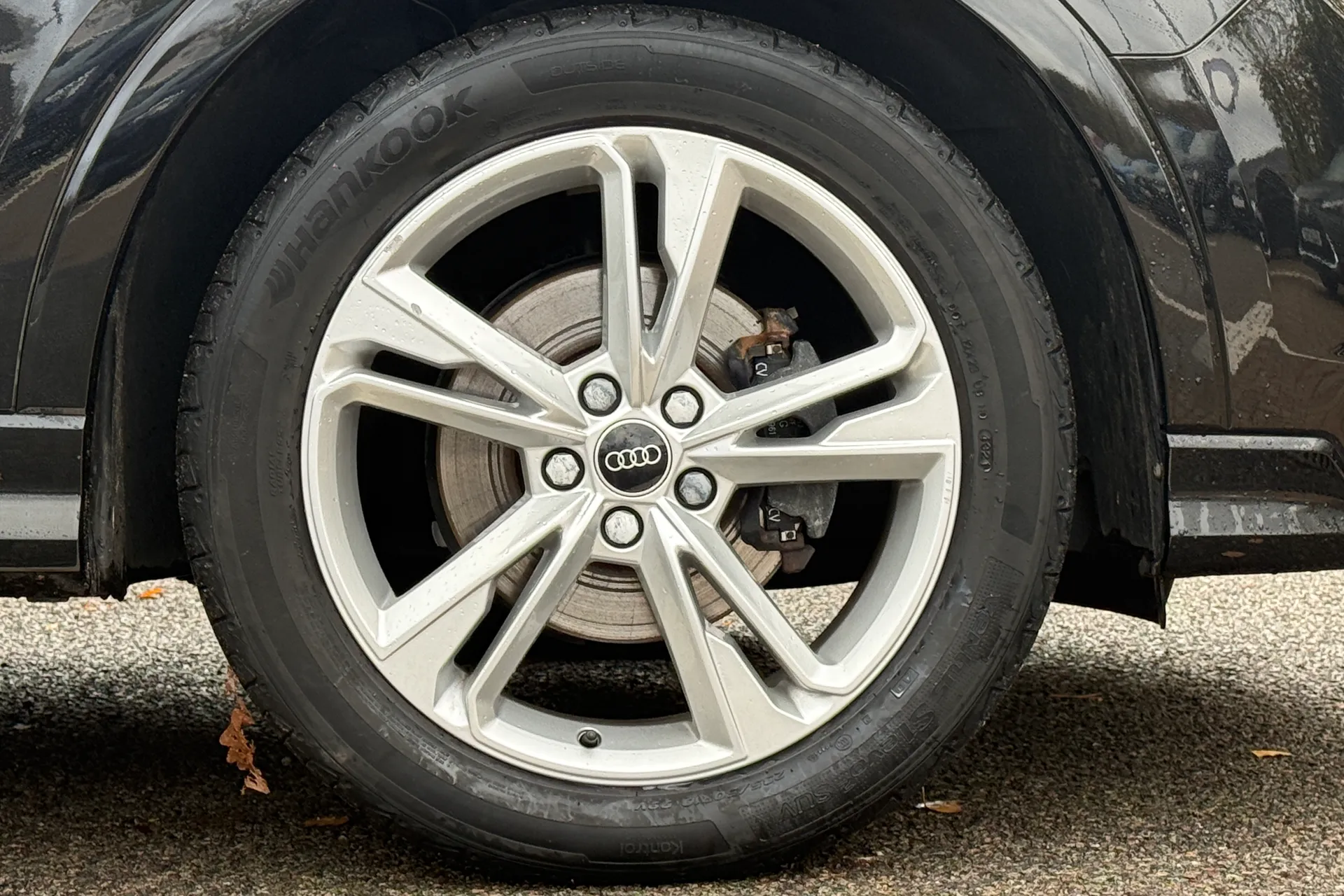 Audi Q3 thumbnail image number 26