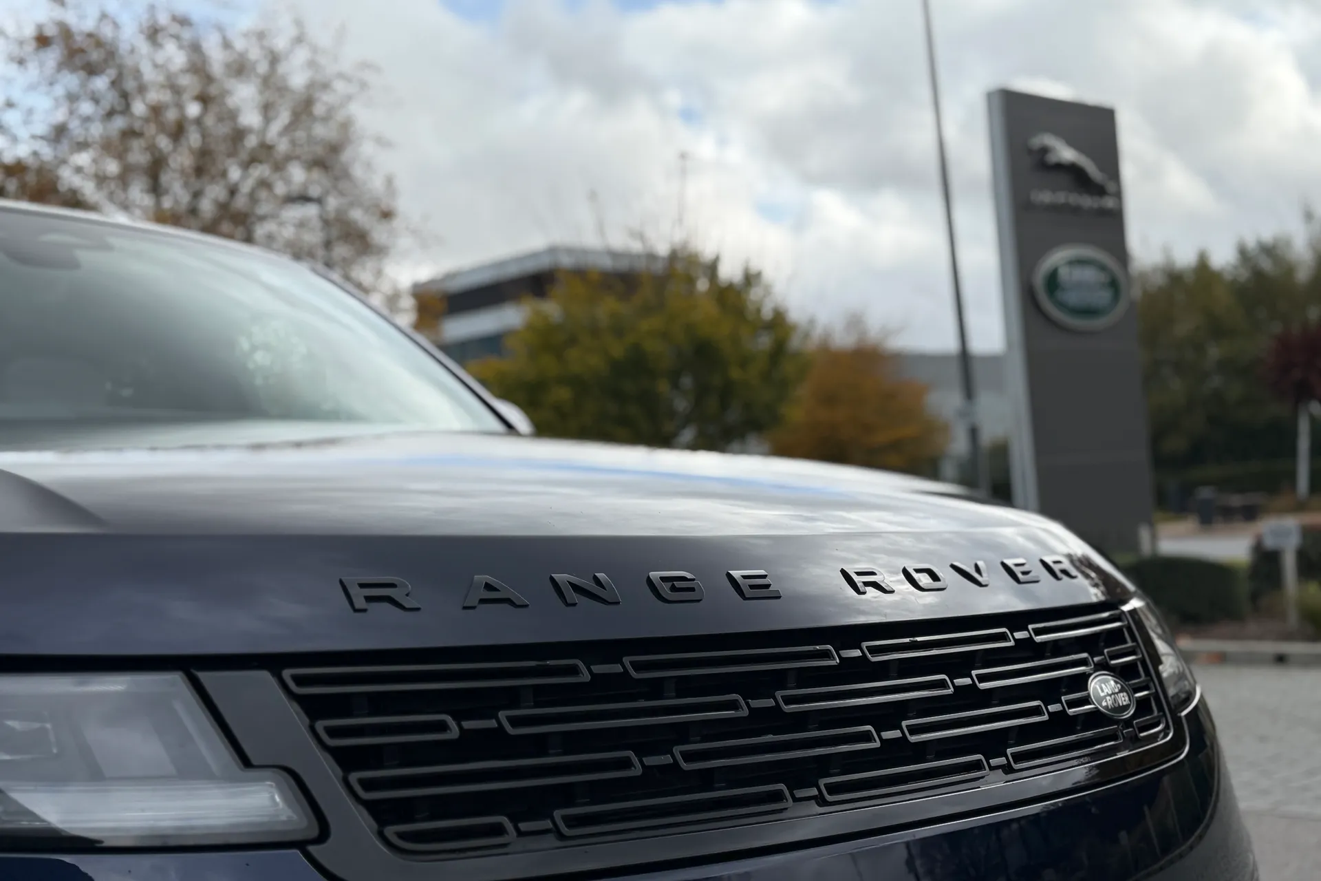 LAND ROVER RANGE ROVER SPORT thumbnail image number 16