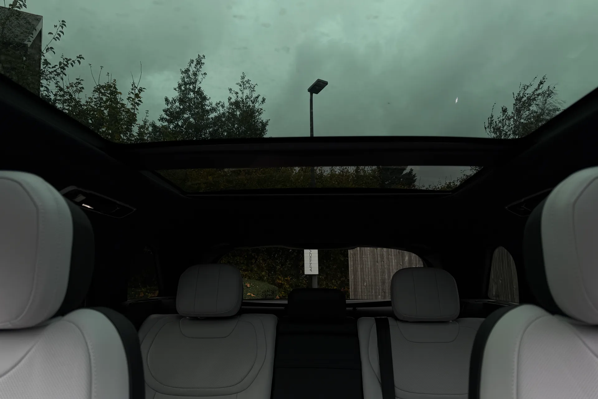 LAND ROVER RANGE ROVER SPORT thumbnail image number 37