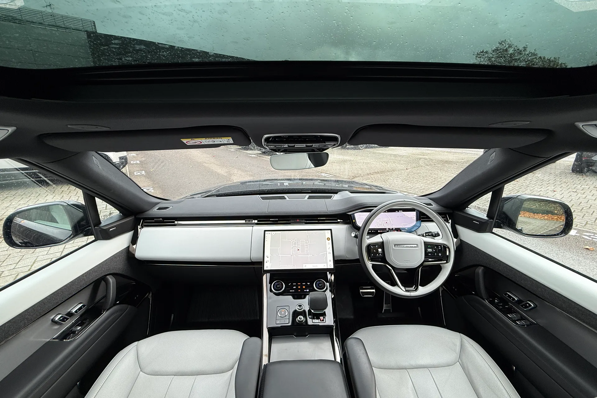 LAND ROVER RANGE ROVER SPORT thumbnail image number 4