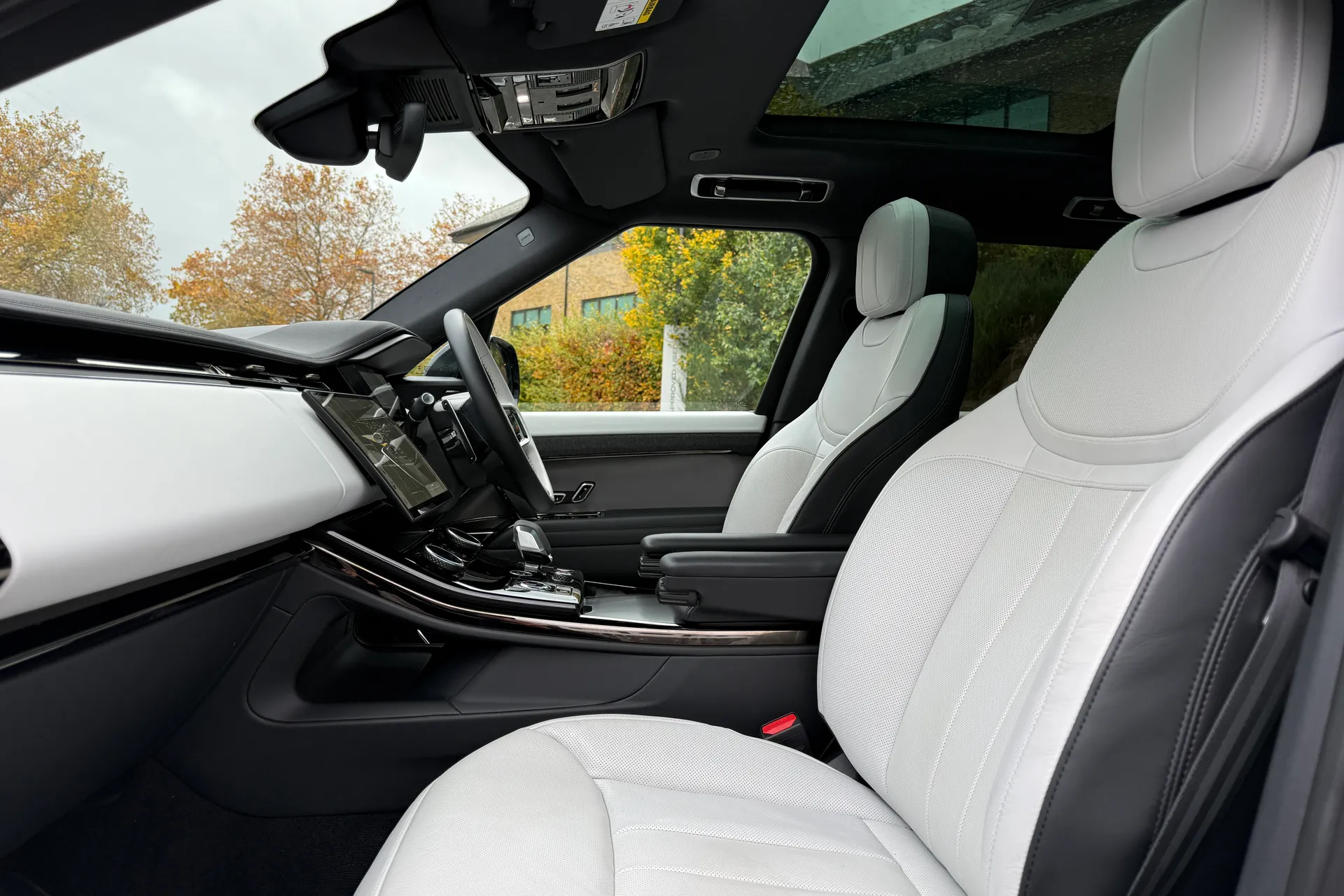 LAND ROVER RANGE ROVER SPORT thumbnail image number 58