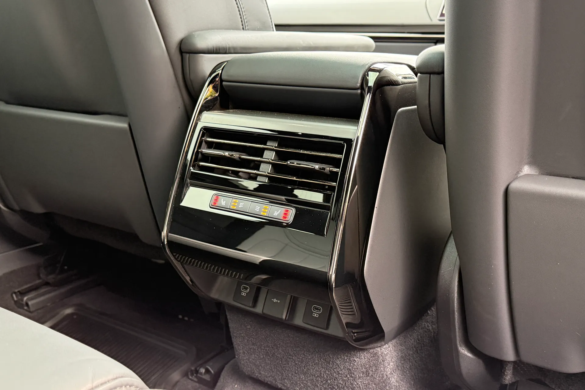 LAND ROVER RANGE ROVER SPORT thumbnail image number 53