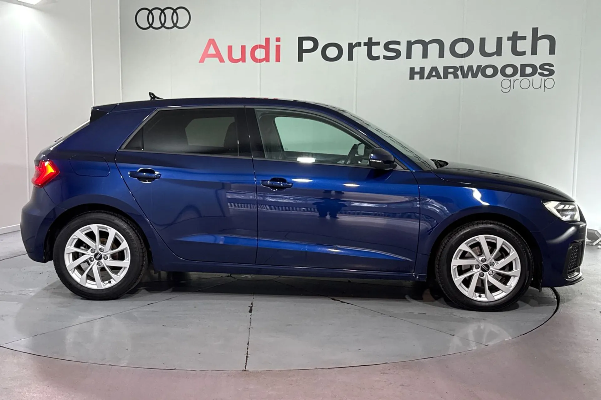 Audi A1 thumbnail image number 2