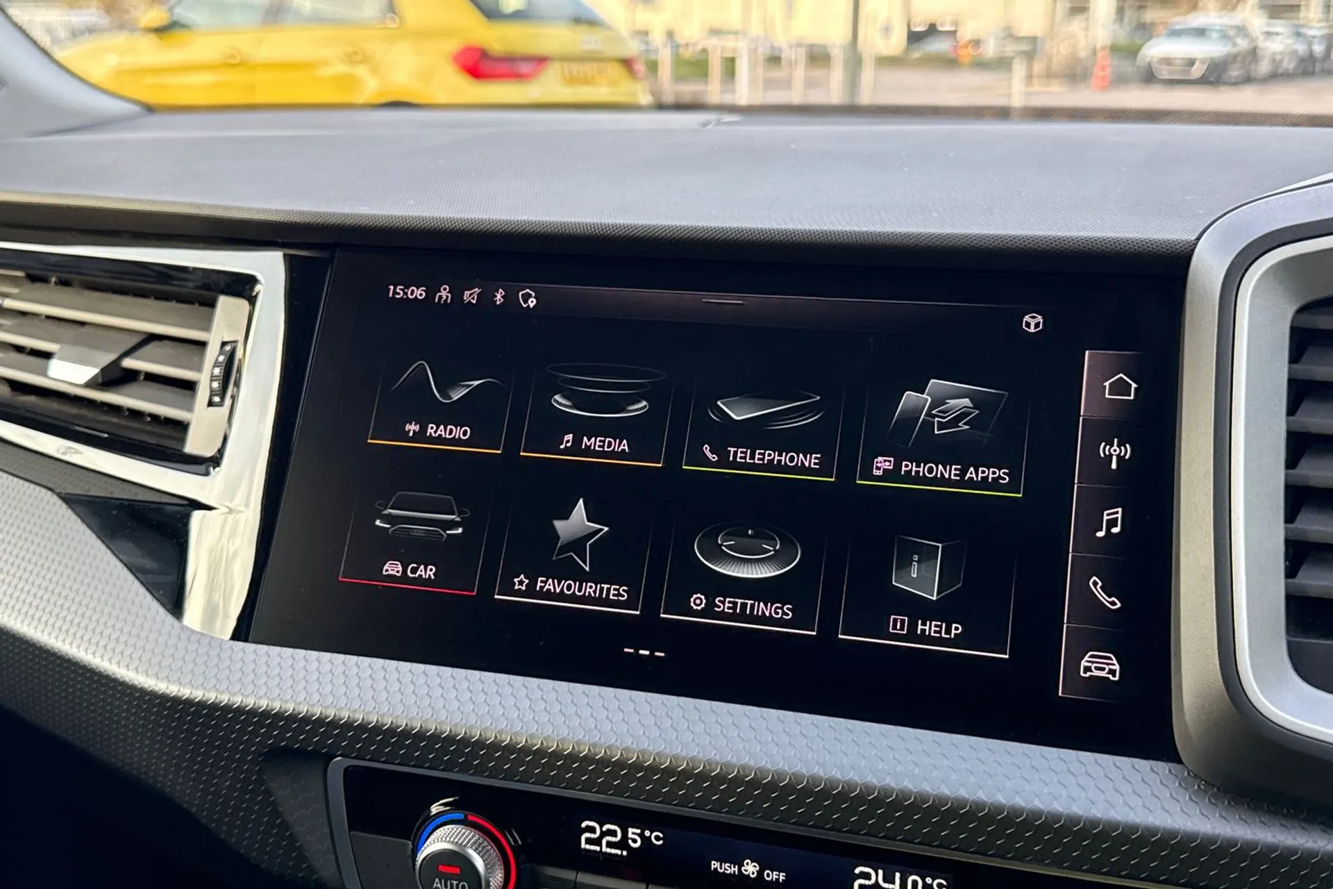 Audi A1 thumbnail image number 28